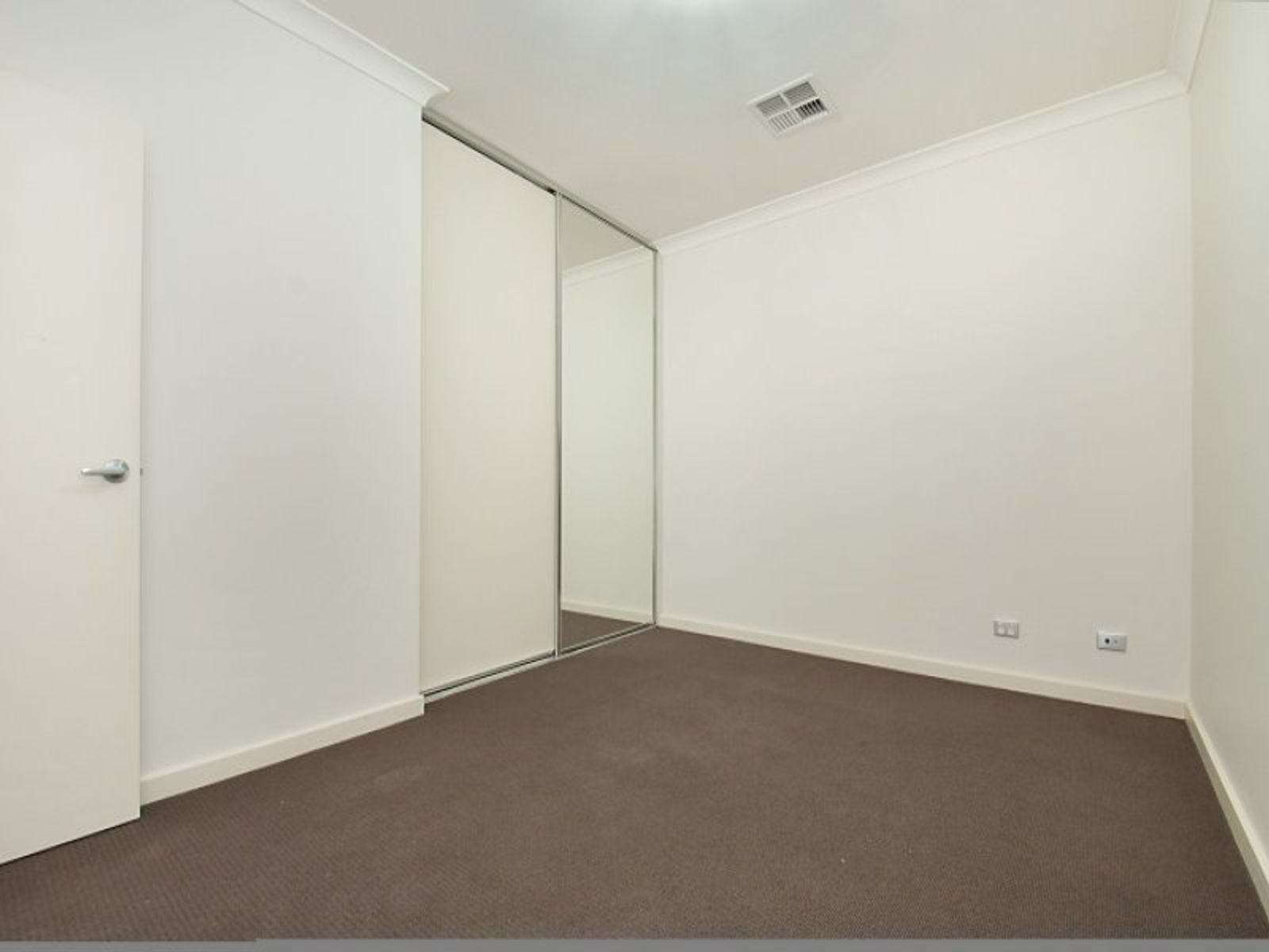 34 Emerald Street, Mawson Lakes, SA 5095, Mawson Lakes - Thumbnail 4