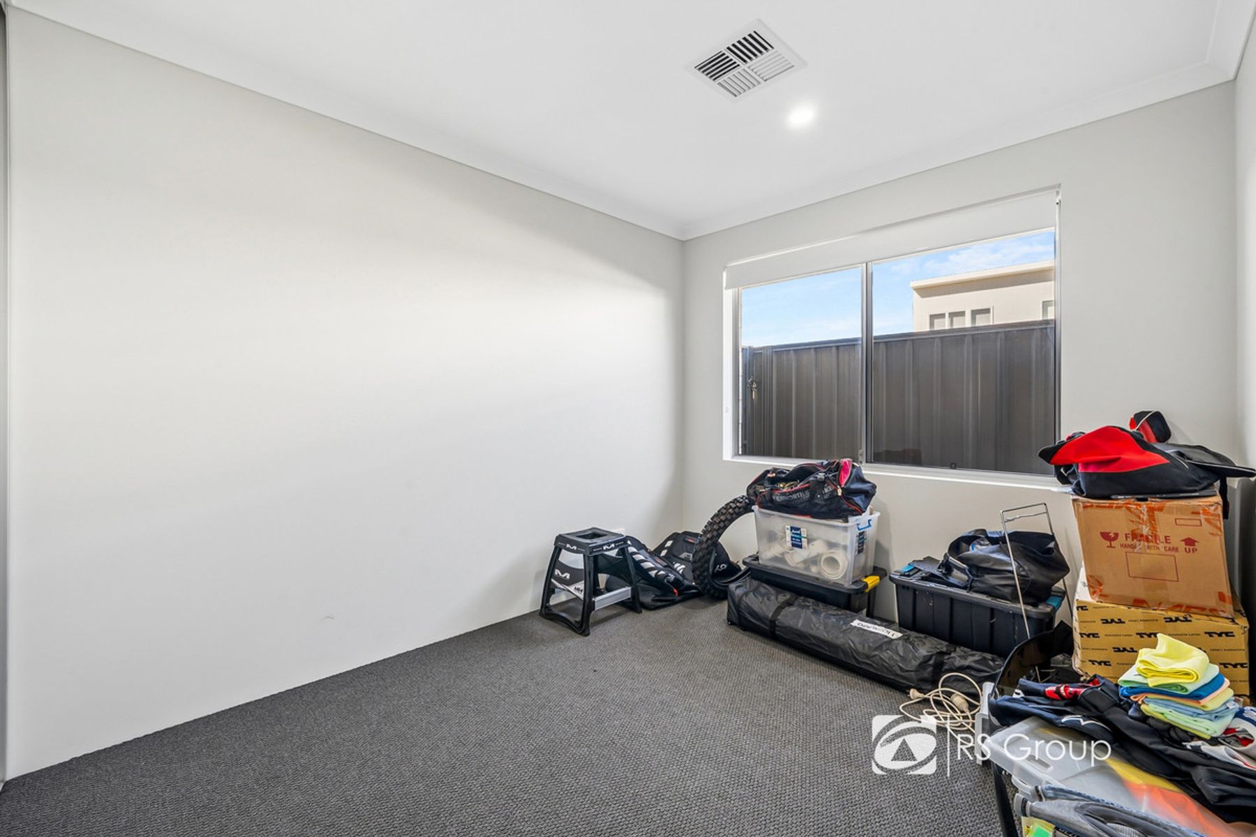 7 Hamsterley Way, Hilbert WA 6112, Hilbert - Thumbnail 3