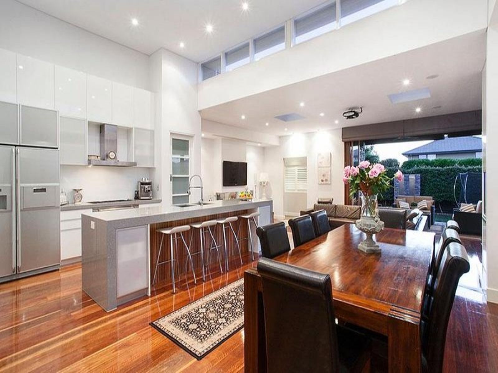 9 Nimmo Street, Essendon - Thumbnail 3