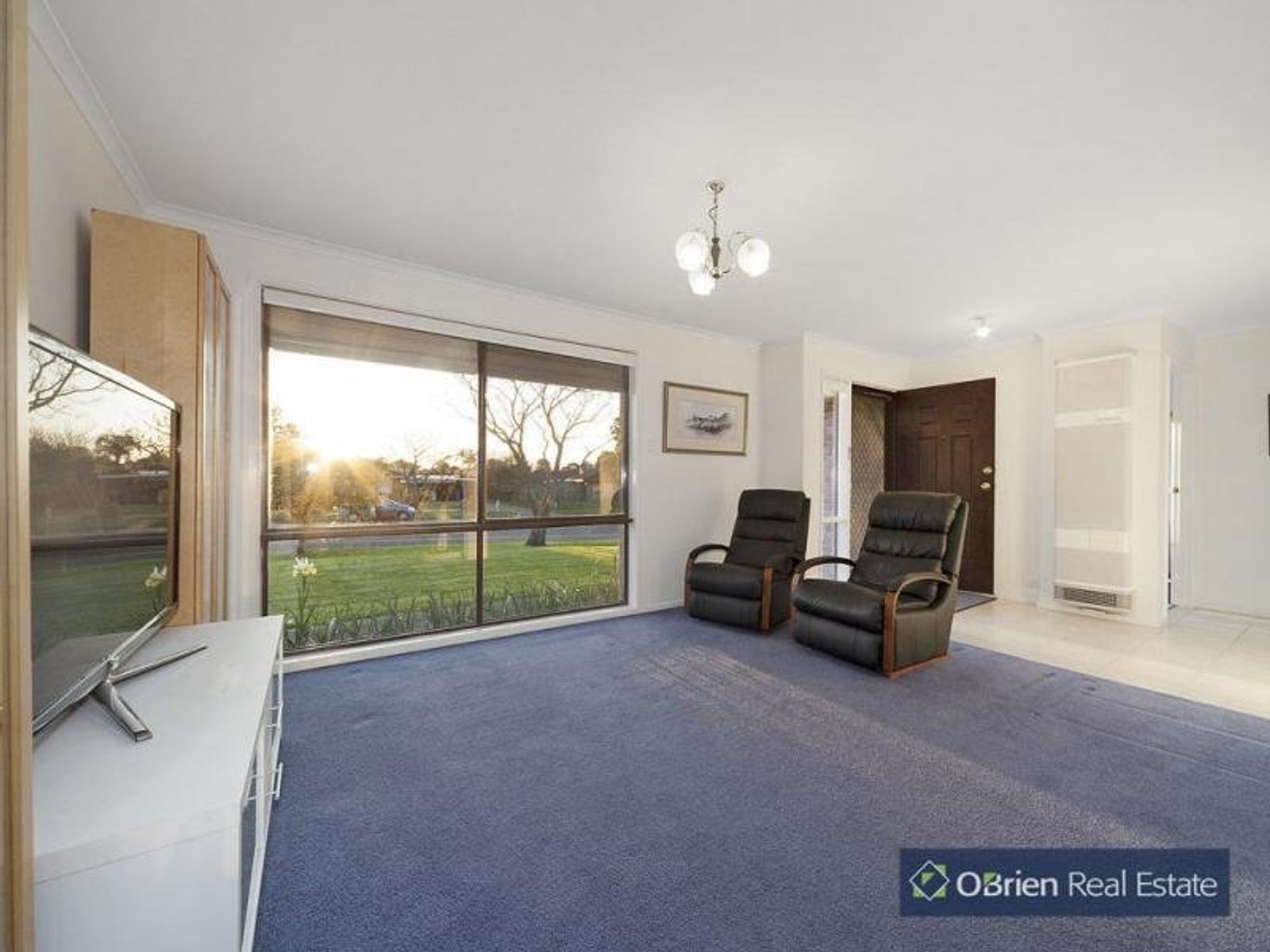 40 Grove End Road, Endeavour Hills, VIC 3802, Endeavour Hills - Thumbnail 3
