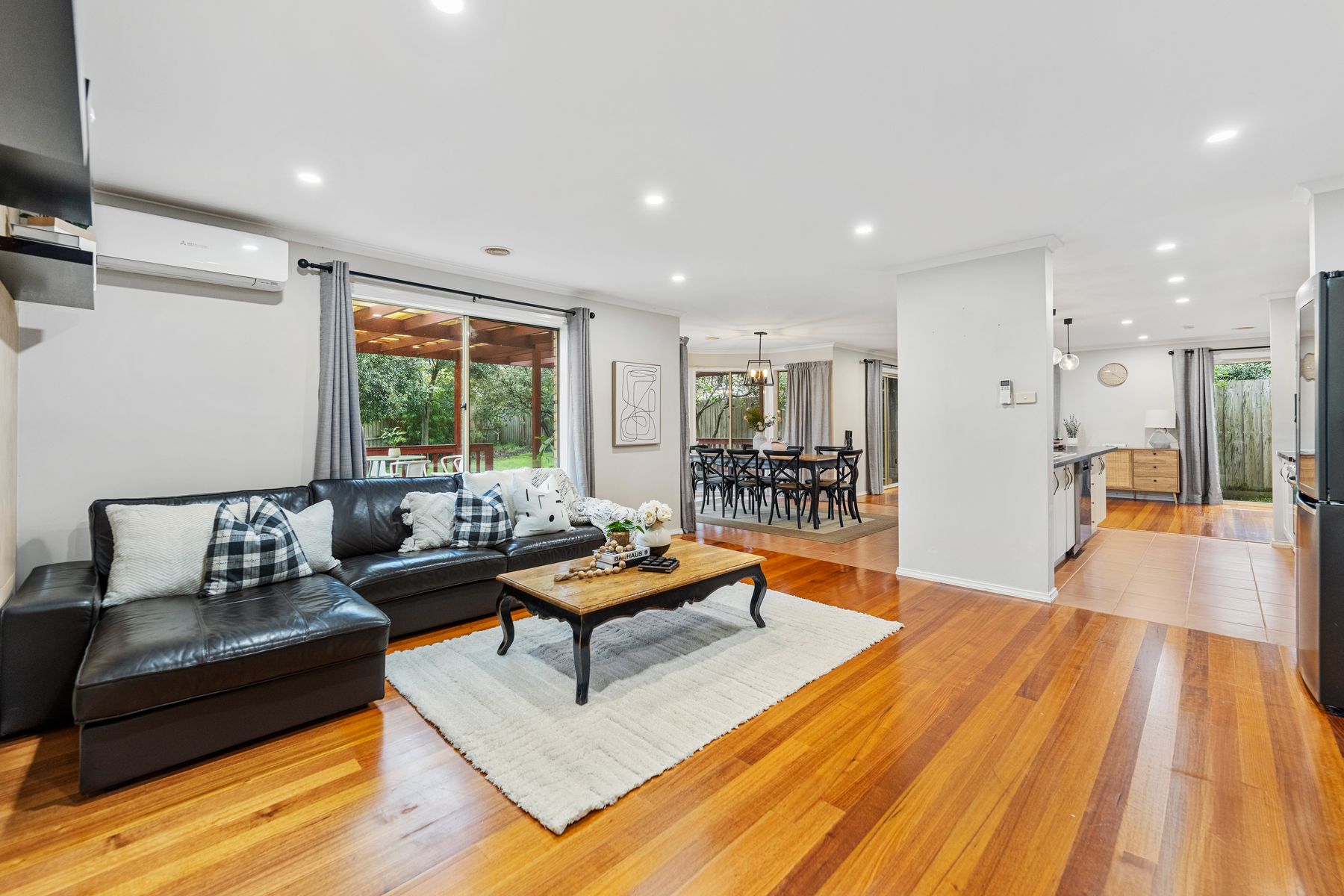 24 Suzana Place, Rowville, VIC 3178, Rowville - Thumbnail 3