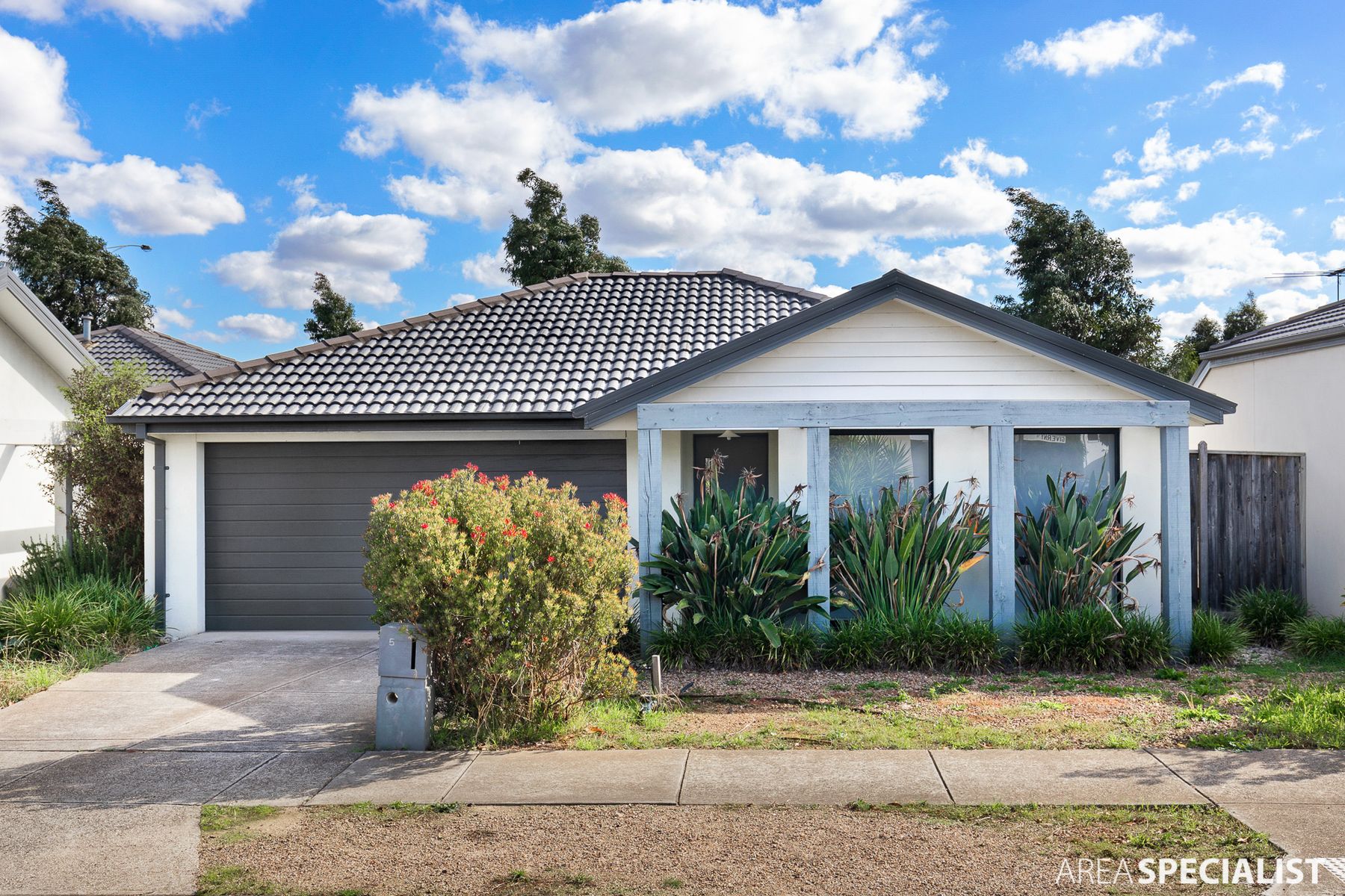 5 Giverny Close, Burnside Heights, VIC 3023, Burnside Heights - Thumbnail 2