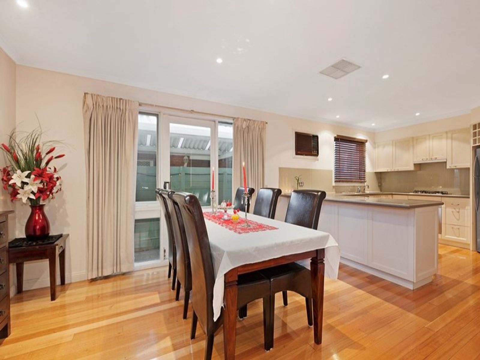 15 Oakwood Drive, Keysborough, VIC 3173, Keysborough - Thumbnail 3