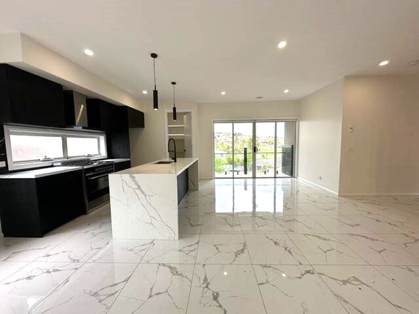 6 Ebony Court, Warragul VIC 3820, Warragul - Thumbnail 3