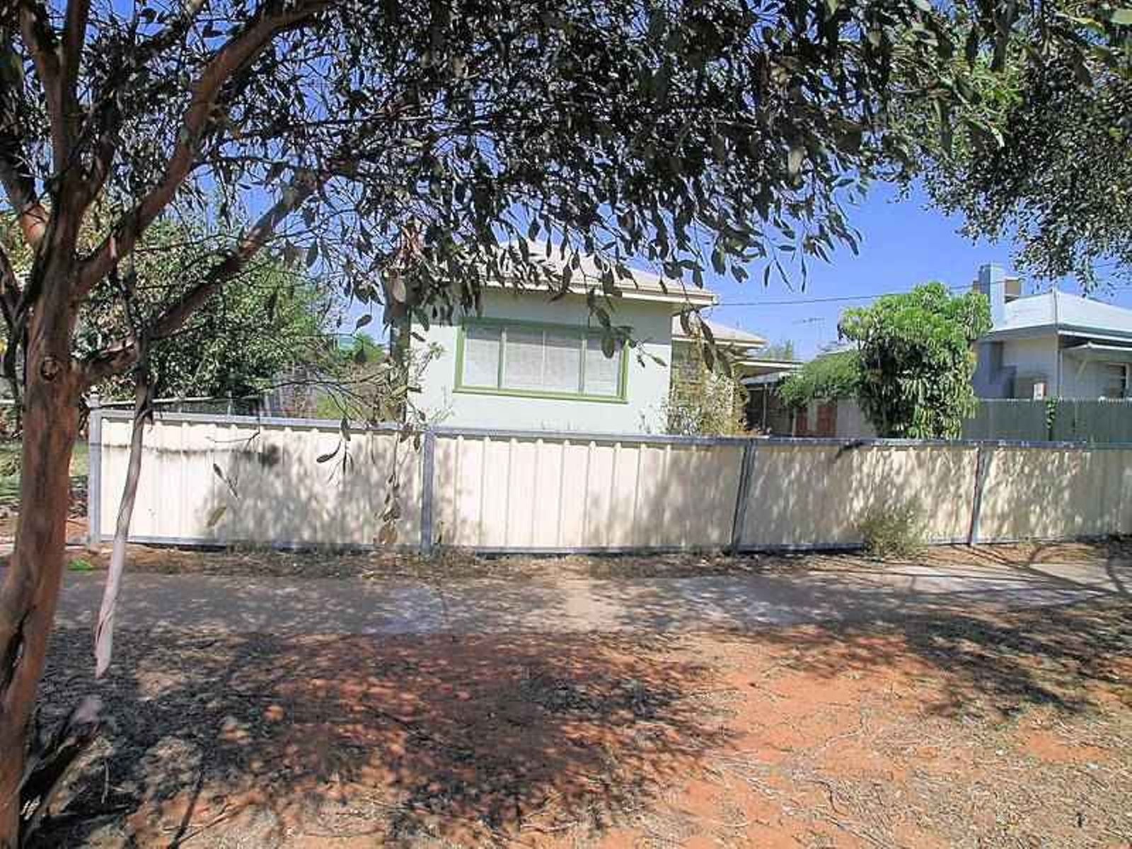 61 Twelfth Street, Mildura - Thumbnail 3