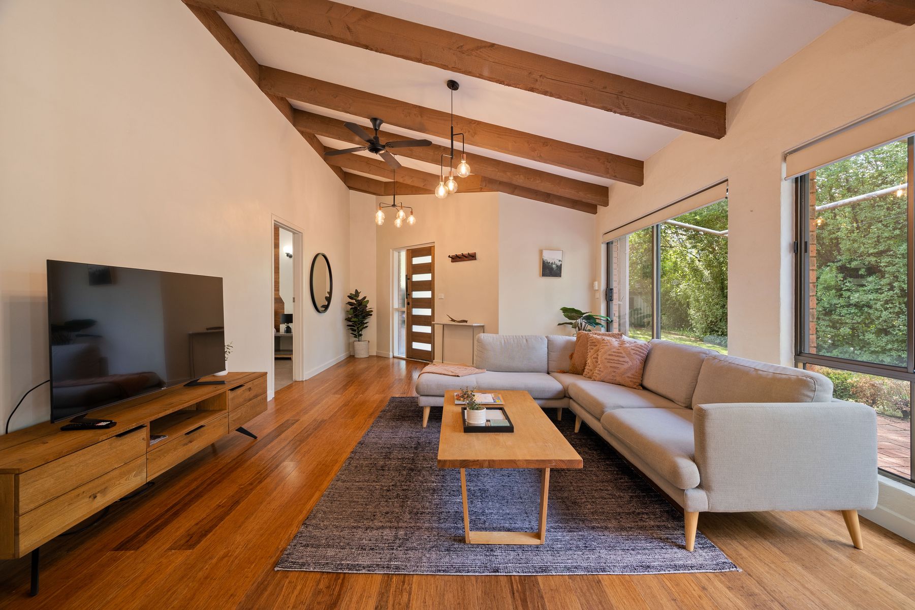 2 Houghs Lane, Bright VIC 3741, Bright - Thumbnail 5