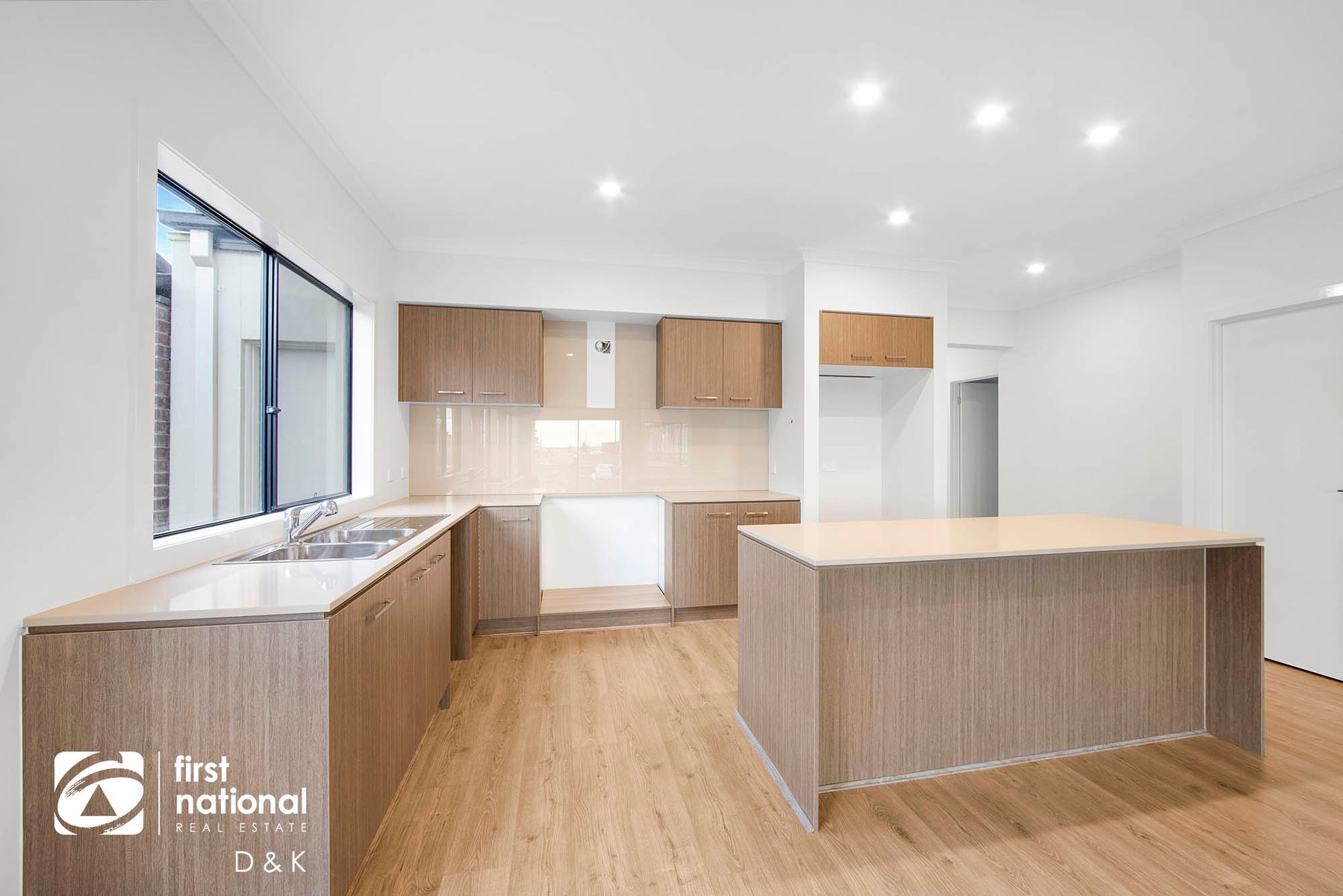 8 Burbridge Street, Truganina VIC 3029, Truganina - Thumbnail 2