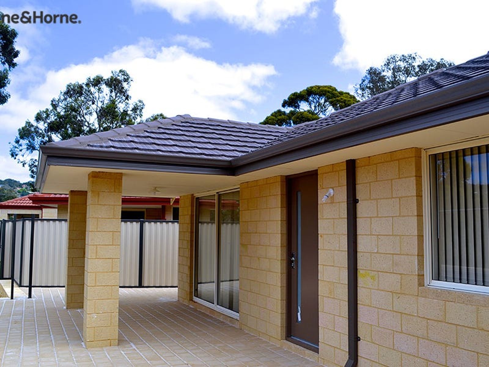 2/3 Glenfield Place, Mount Nasura WA 6112