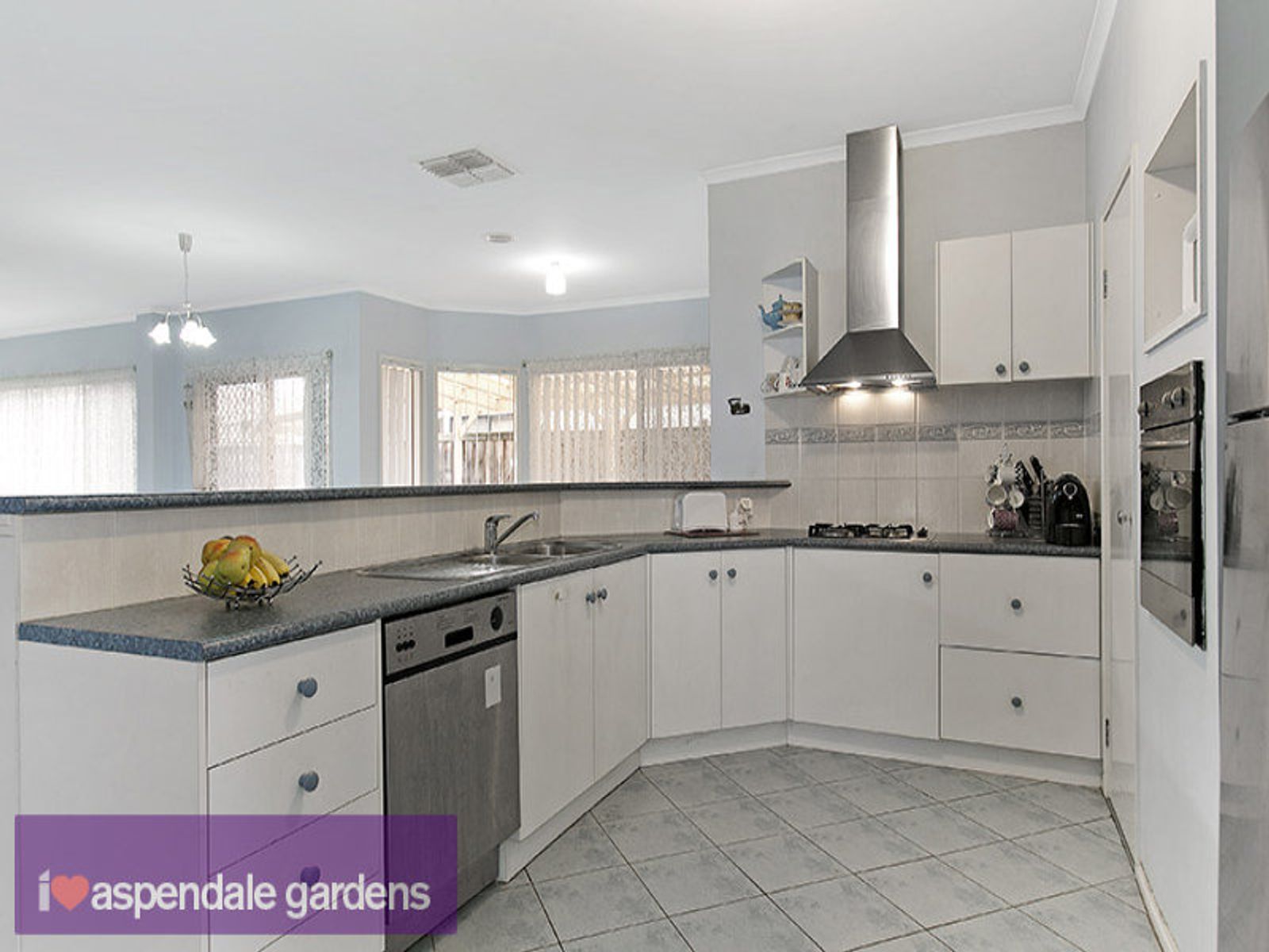 19 Pacific Drive, Aspendale Gardens, VIC 3195, Aspendale Gardens - Thumbnail 2
