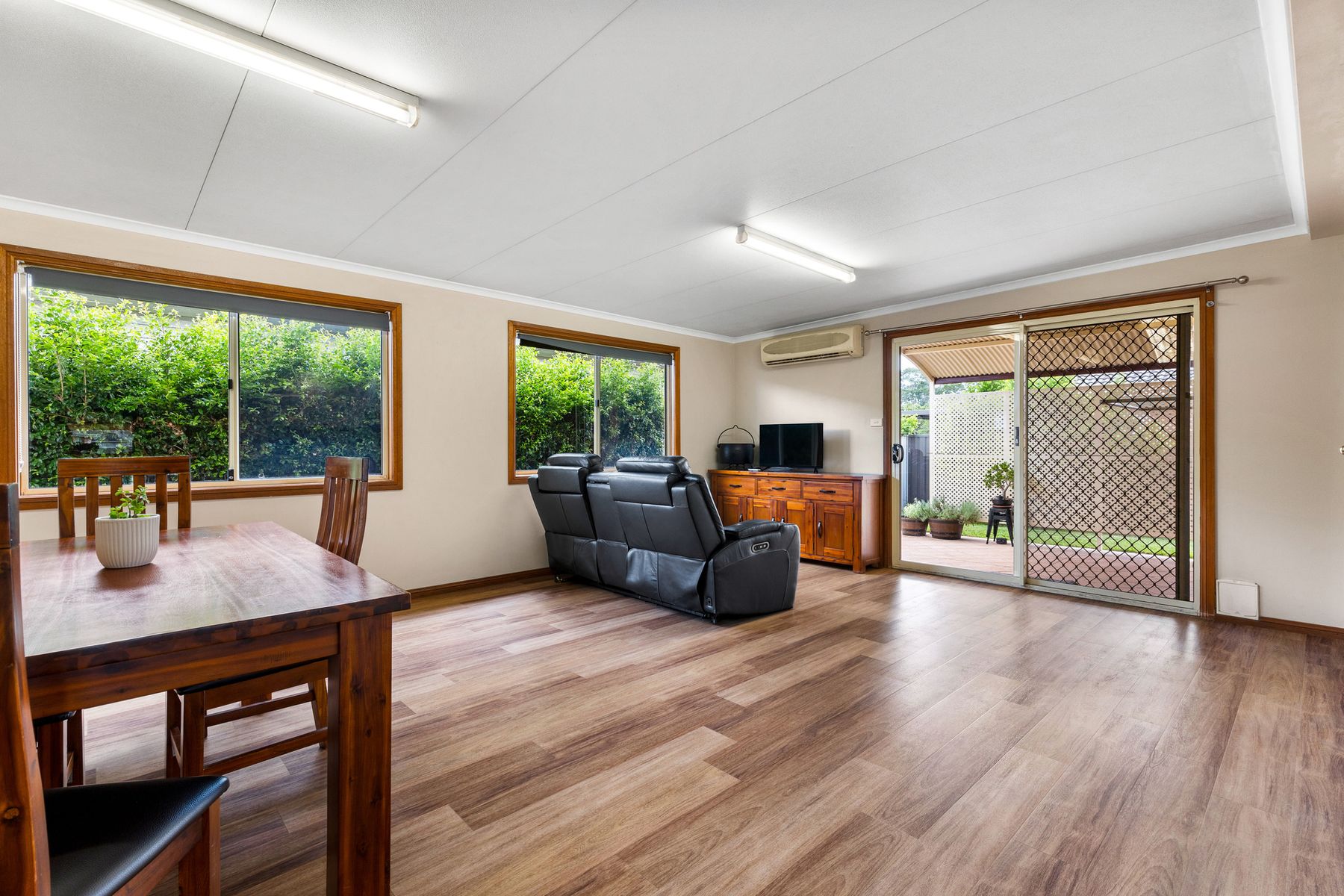 8 Narooma Avenue, South Penrith NSW 2750, South Penrith - Thumbnail 4