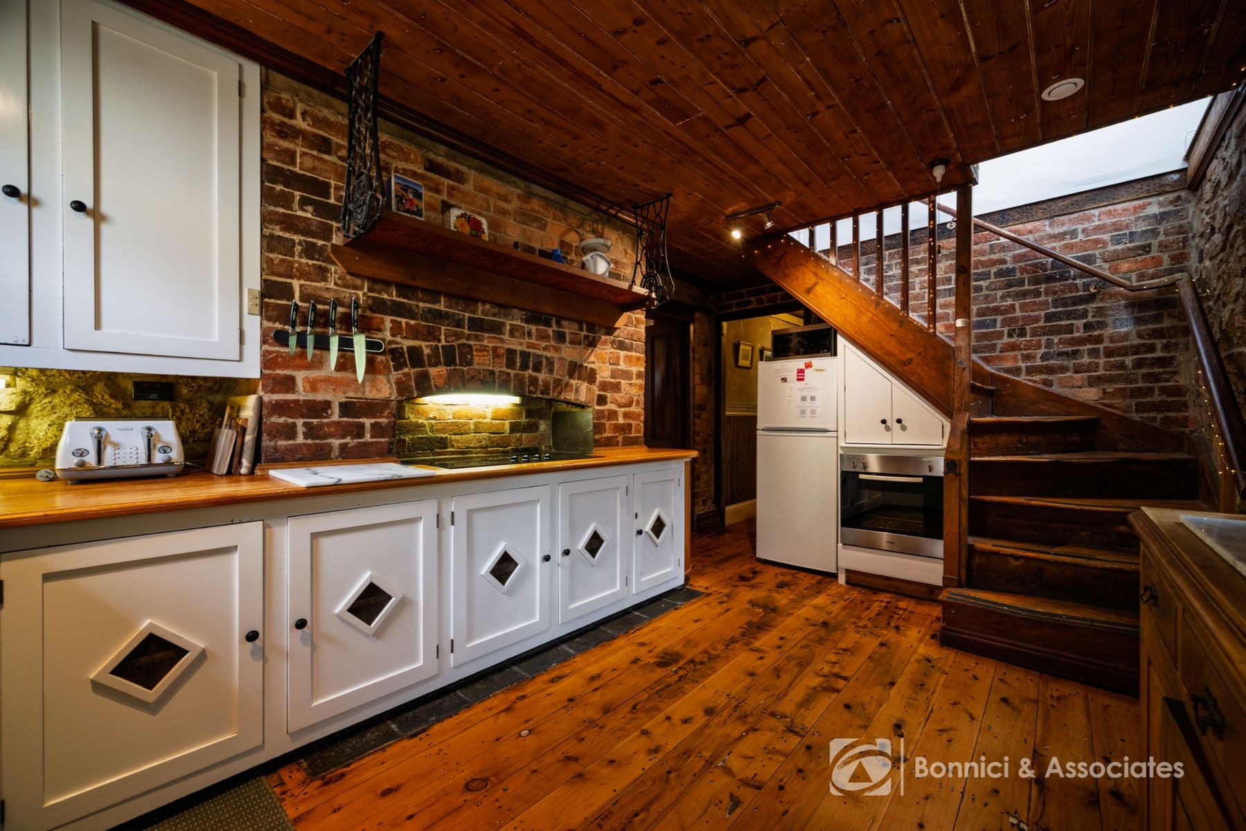 68 High Street, Beechworth VIC 3747, Beechworth - Thumbnail 6