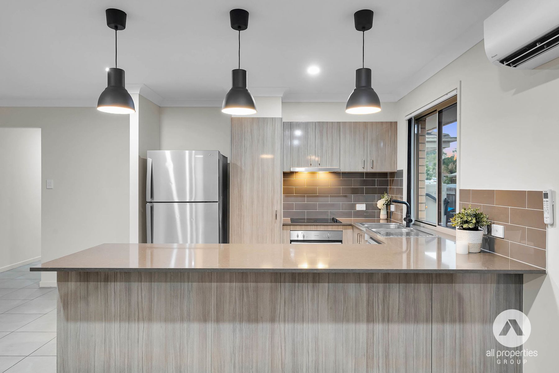 36 Phoebe Way, Gleneagle QLD 4285, Gleneagle - Thumbnail 4