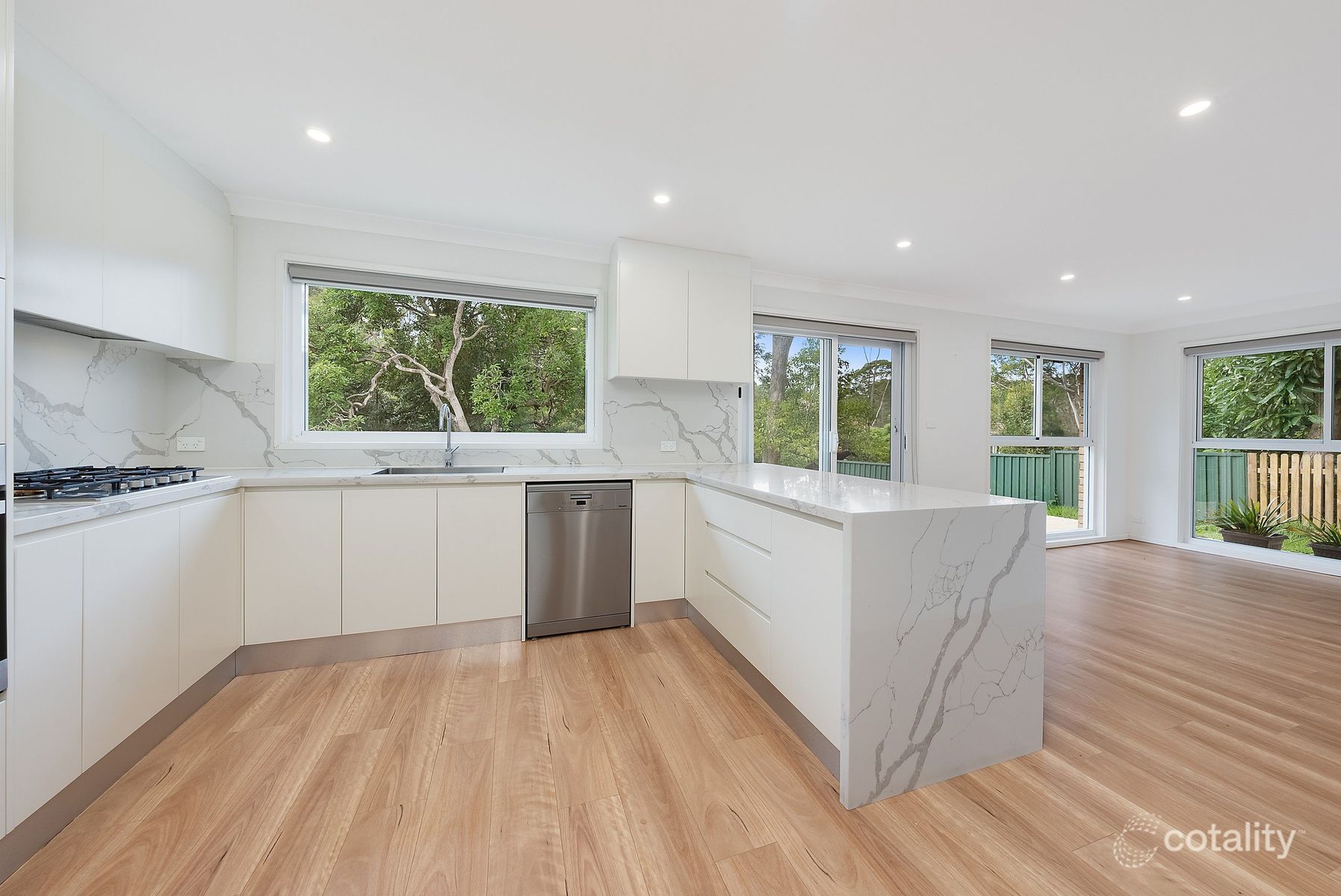 14 Sylvia Street, Chatswood NSW 2067, Chatswood - Thumbnail 3
