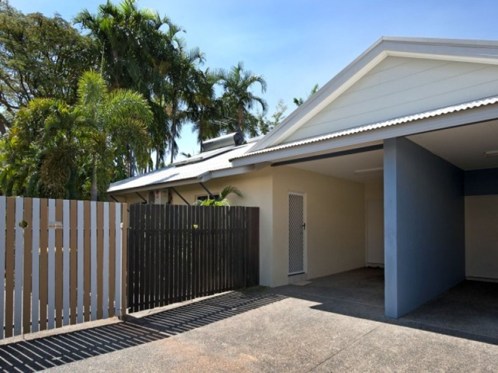 2/35 Sovereign Circuit, Coconut Grove NT 0810, Coconut Grove - Image 1