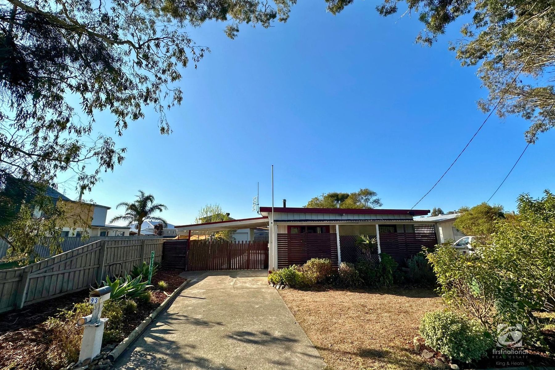 93 Bay Road, Eagle Point VIC 3878