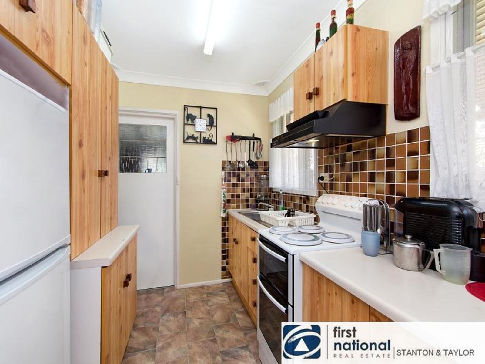 14 CHRISTINE Street, South Penrith - Thumbnail 7