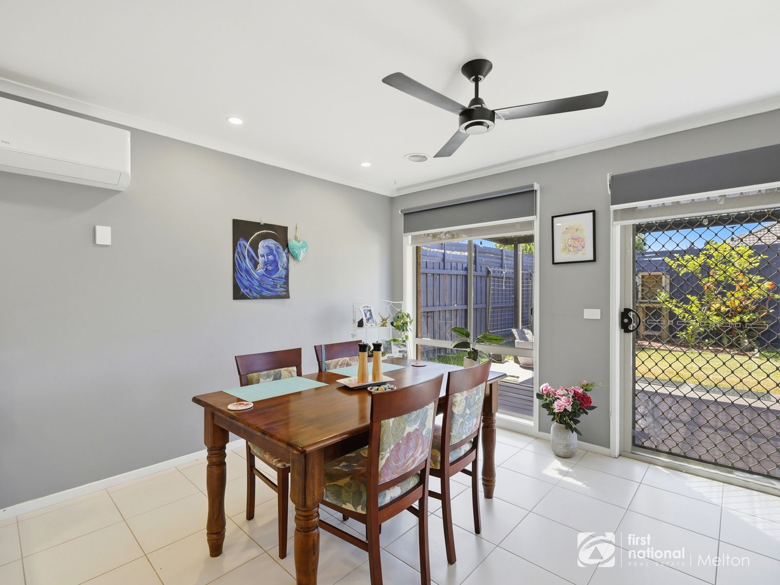 15 SUTTON GROVE, Melton West VIC 3337, Melton West - Thumbnail 6