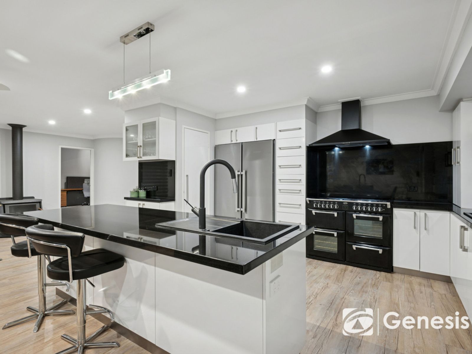 16 Hilltop Rise, Willetton WA 6155, Willetton - Thumbnail 2