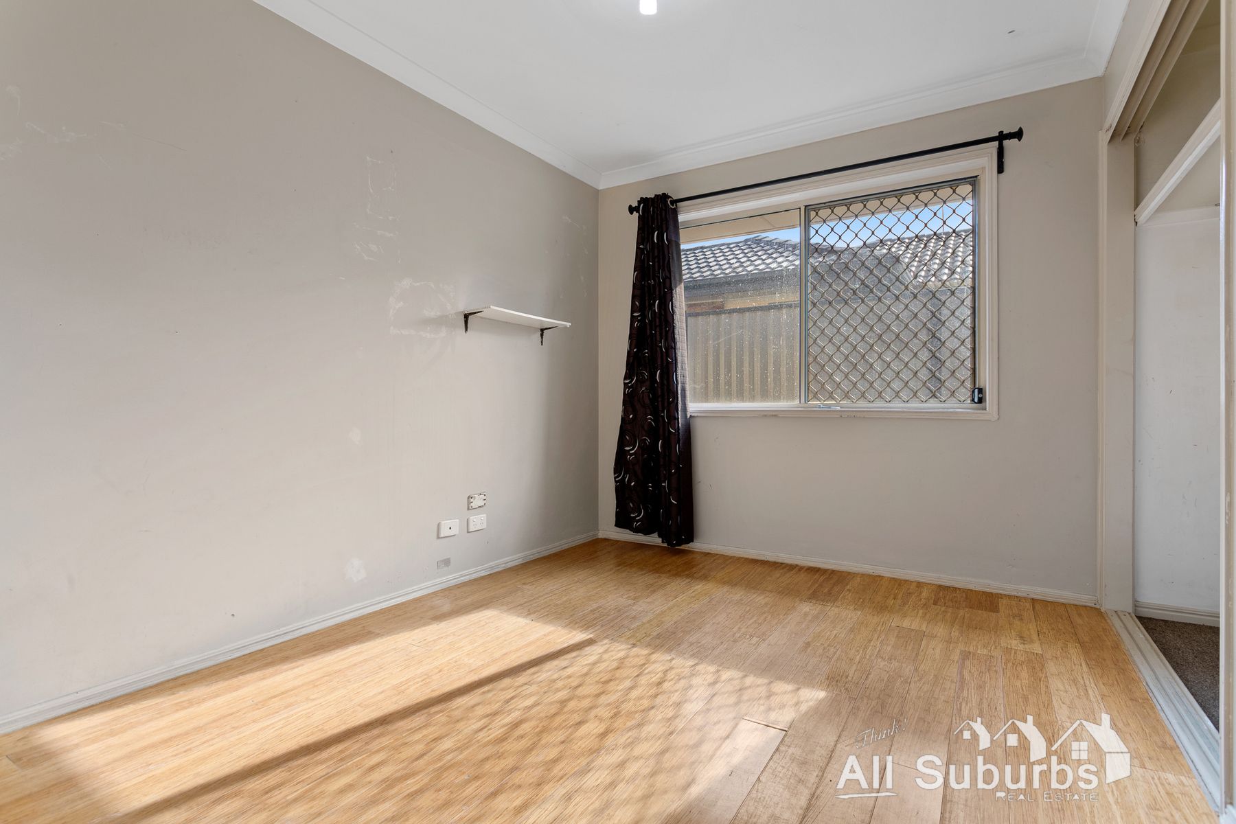 8 Ngungun Close, Loganholme QLD 4129, Loganholme - Thumbnail 2