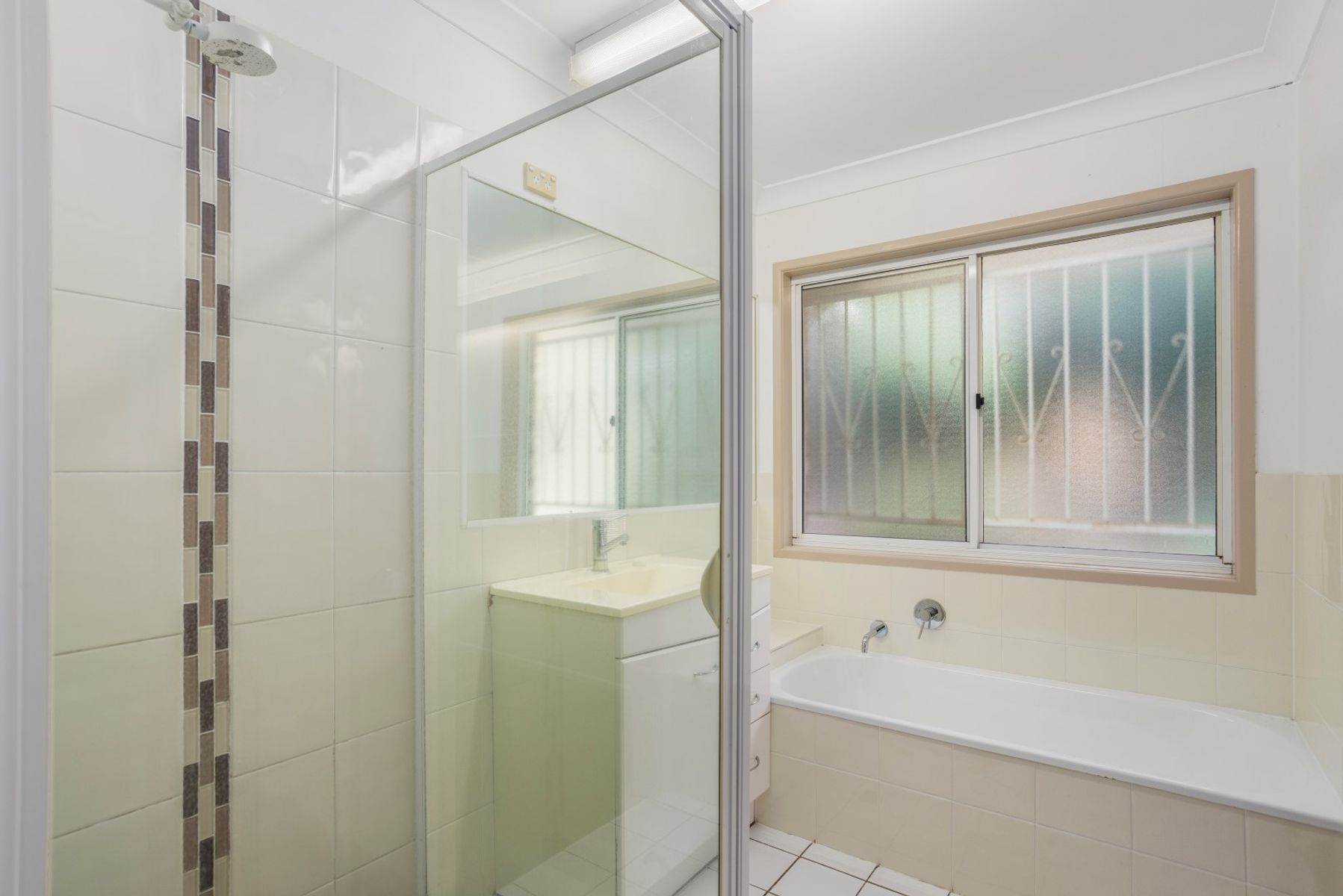 4 Portley Street, Bundamba QLD 4304, Bundamba - Thumbnail 8