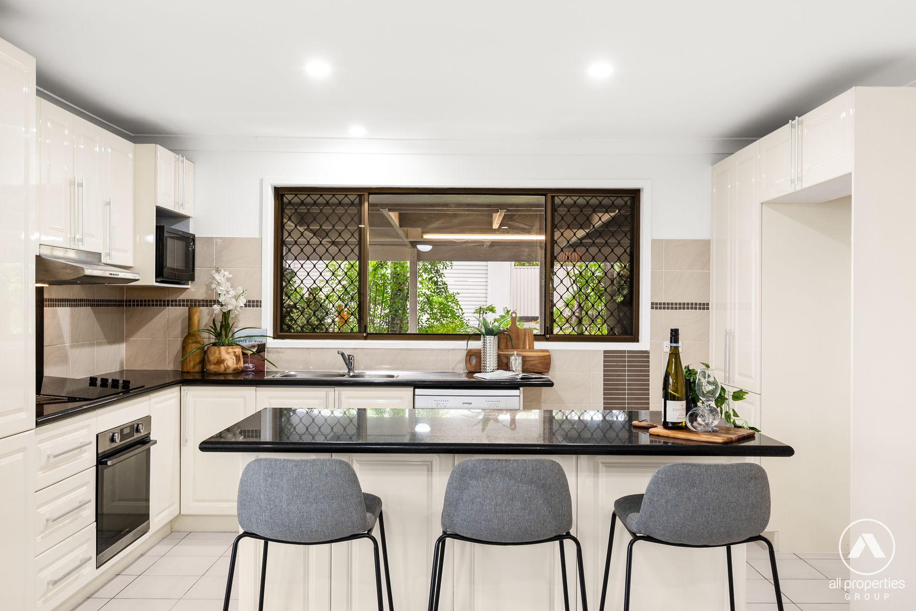 12 Letitia Street, Regents Park QLD 4118, Regents Park - Thumbnail 4