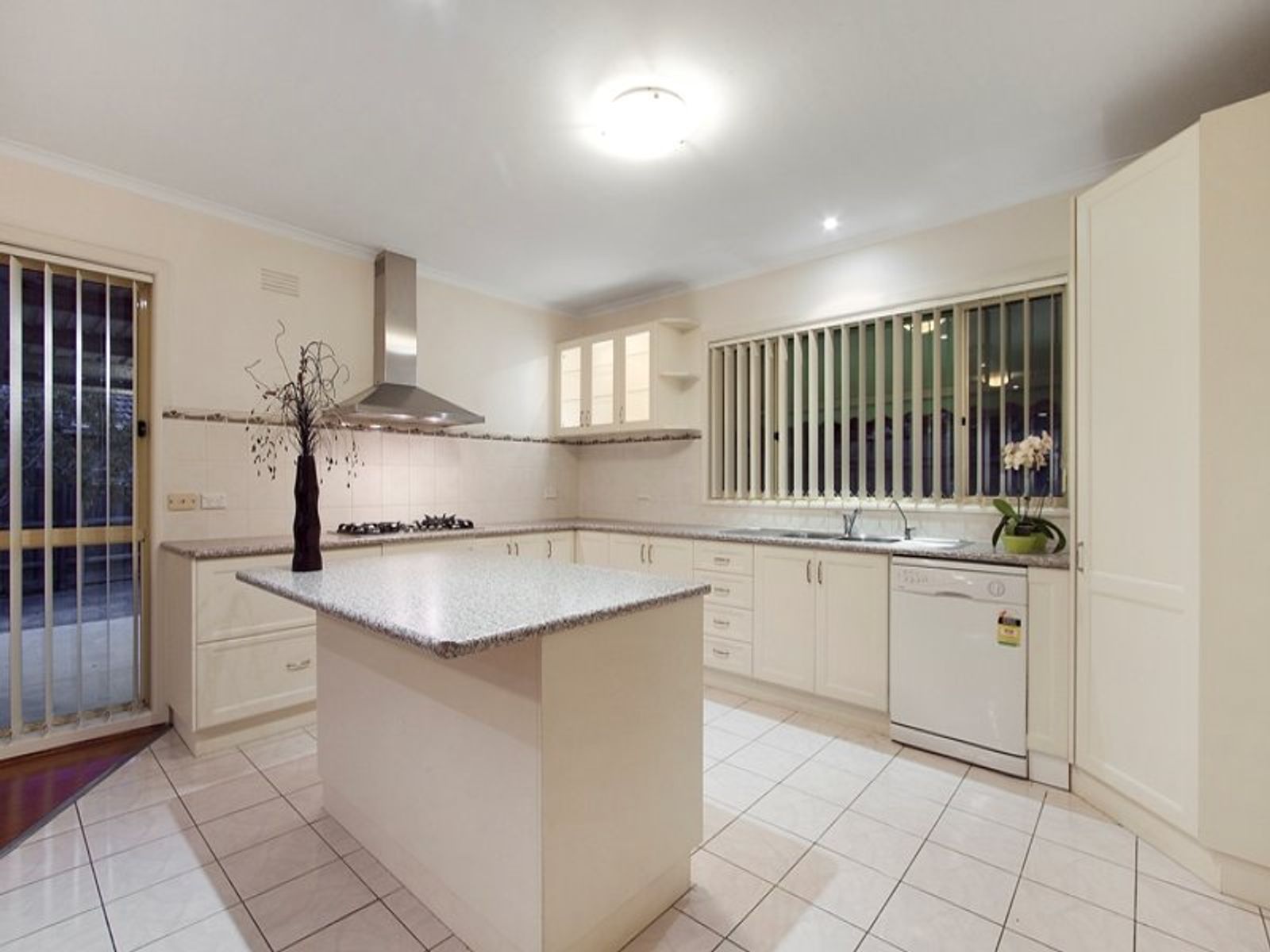 30 Nullawil Street, Springvale, VIC 3171, Springvale - Thumbnail 2