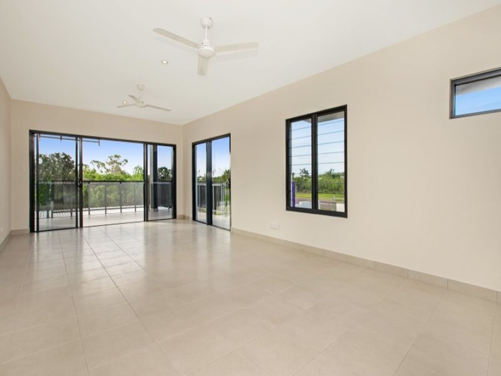 5101/2 Brisbane Crescent, Johnston NT 0832, Johnston - Thumbnail 4