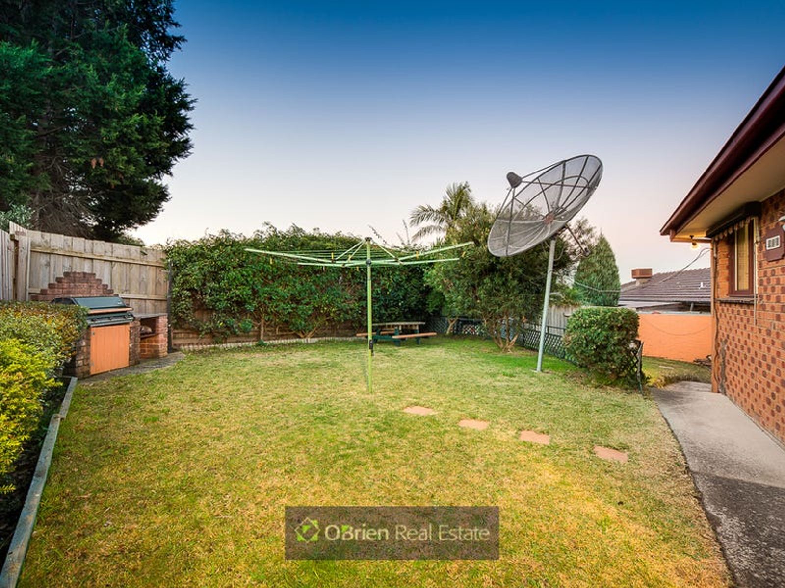 10 Sienna Crescent, Endeavour Hills, VIC 3802, Endeavour Hills - Thumbnail 8