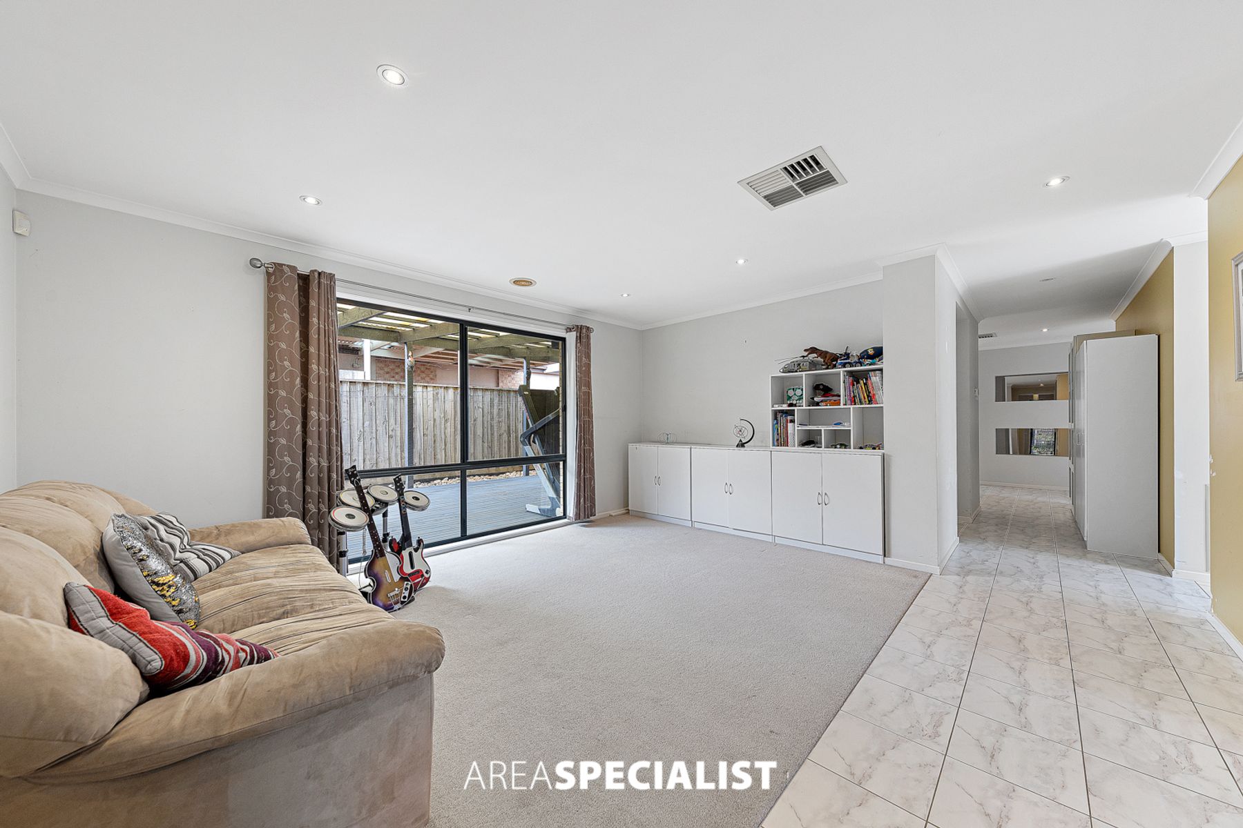 3 Tyrone Avenue, Pakenham, VIC 3810, Pakenham - Thumbnail 6