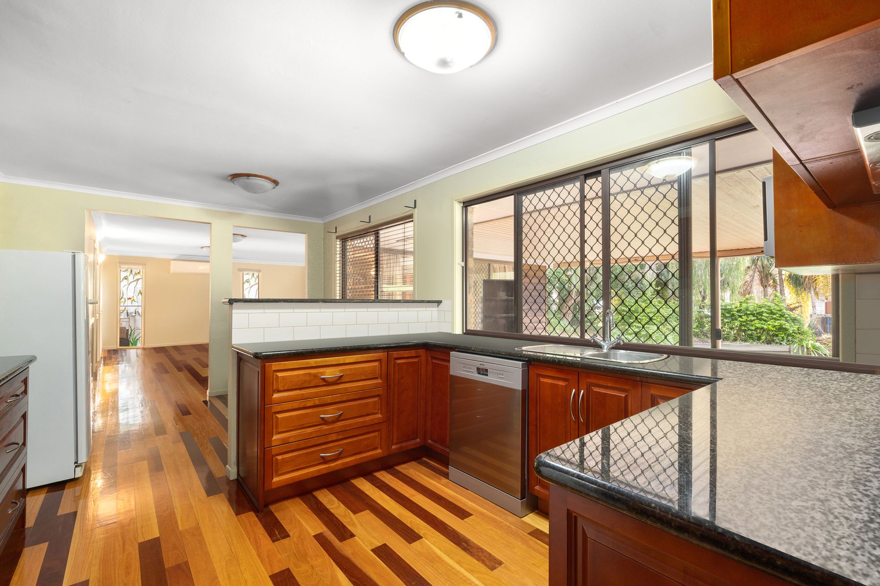 124-128 Chesterfield Road, Park Ridge South QLD 4125, Park Ridge South - Thumbnail 3