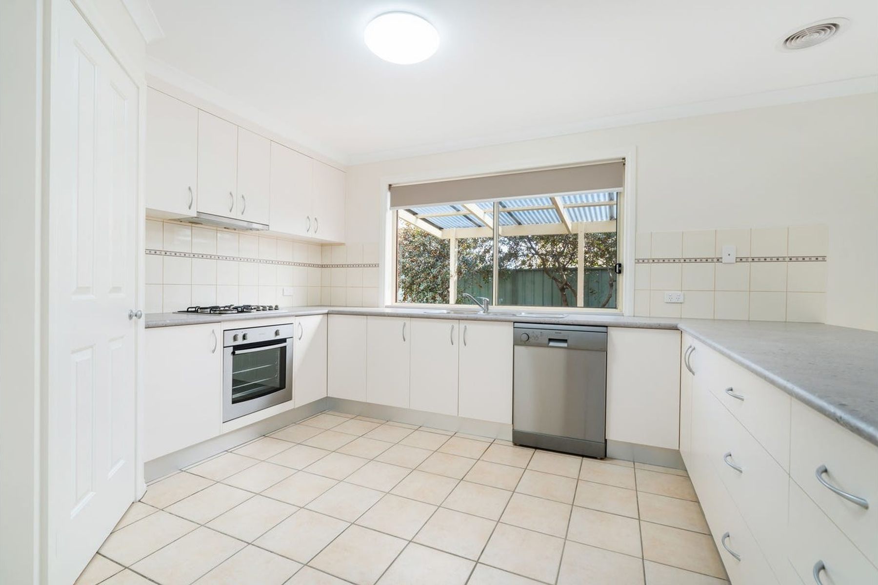 83 Rivergum Drive, East Albury NSW 2640, East Albury - Thumbnail 2