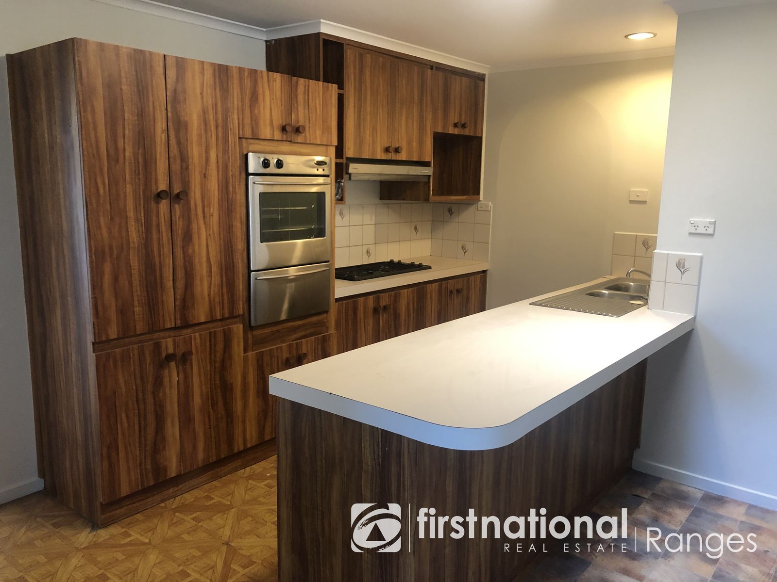 22 Macquarie Court, Cranbourne North VIC 3977, Cranbourne North - Thumbnail 4