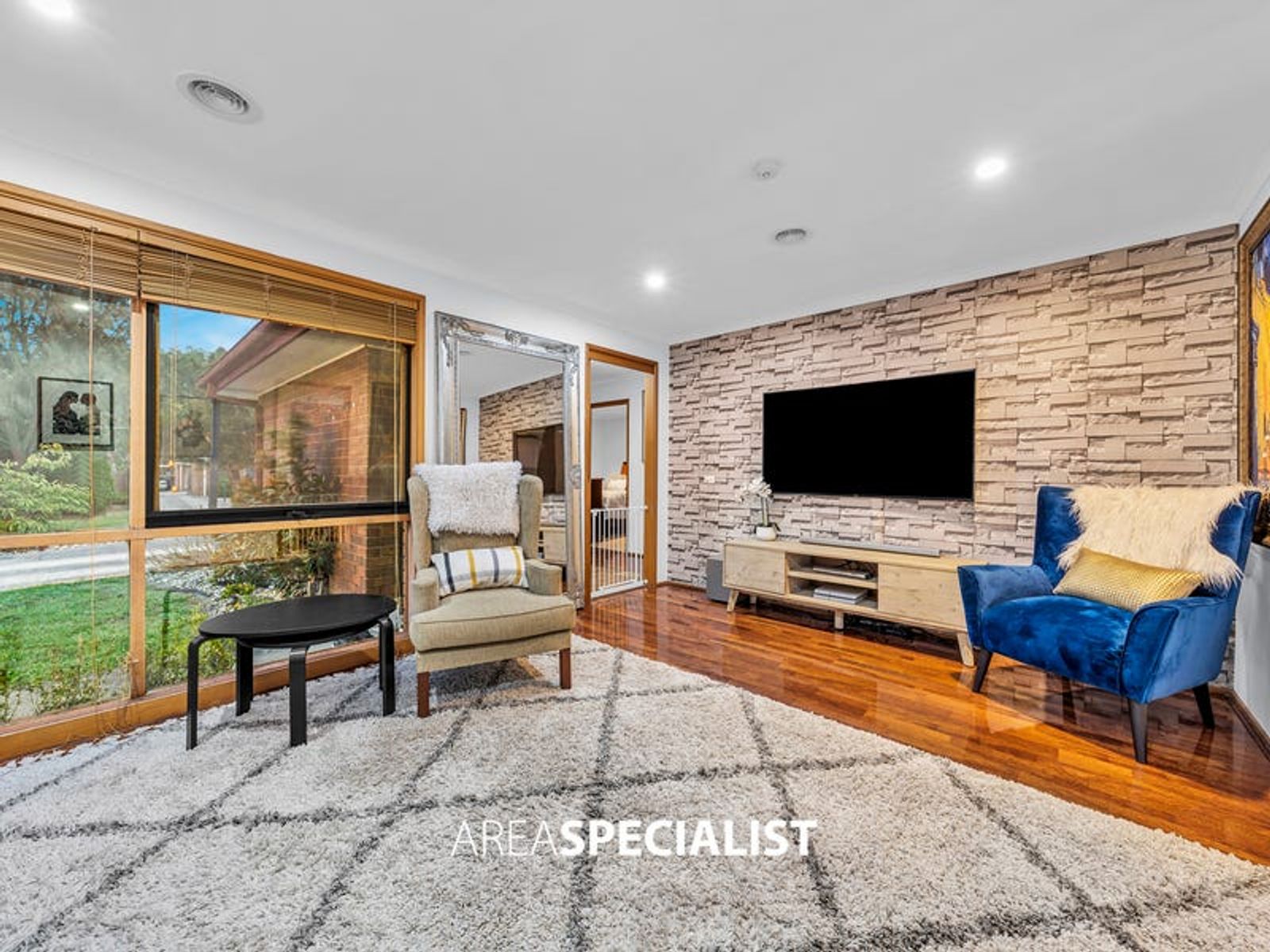 10 Thanos Court, Hampton Park, VIC 3976, Hampton Park - Thumbnail 2