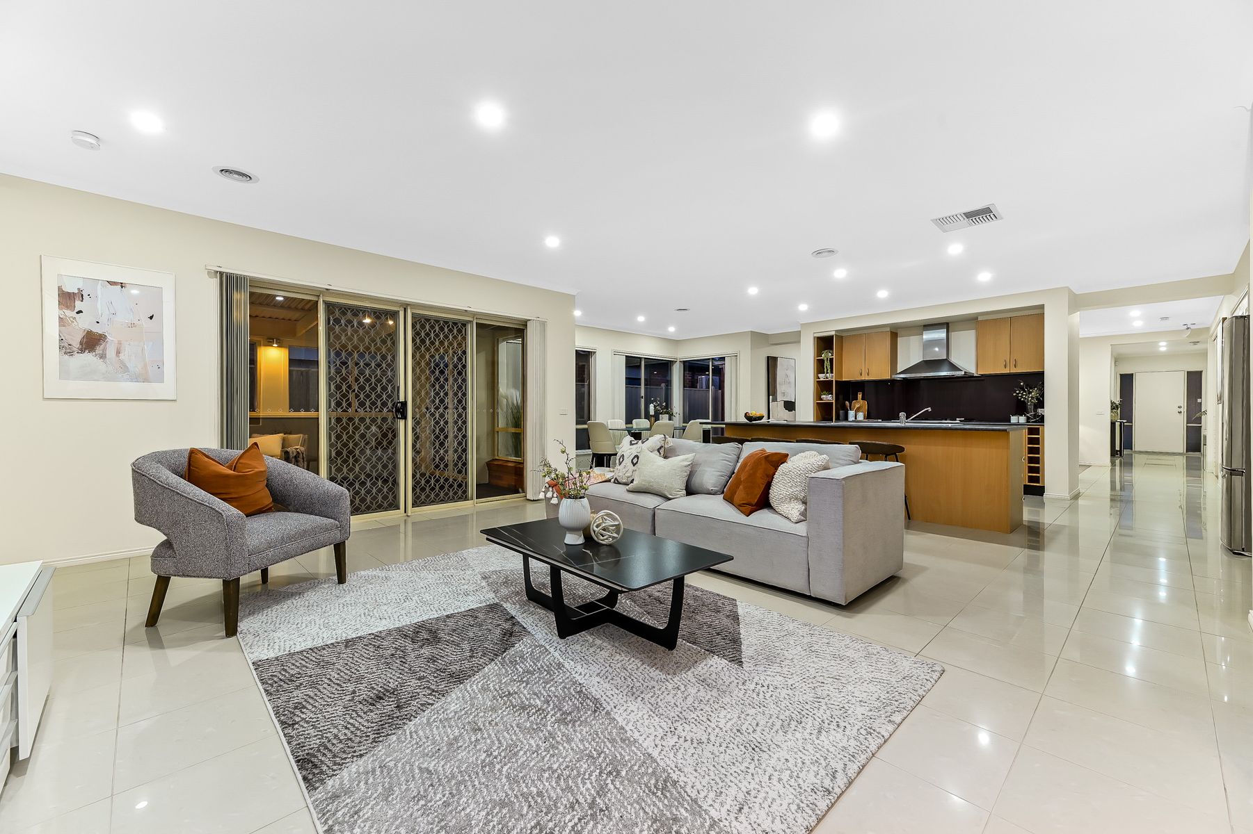 24 Emmaline Crescent, Keysborough, VIC 3173, Keysborough - Thumbnail 3