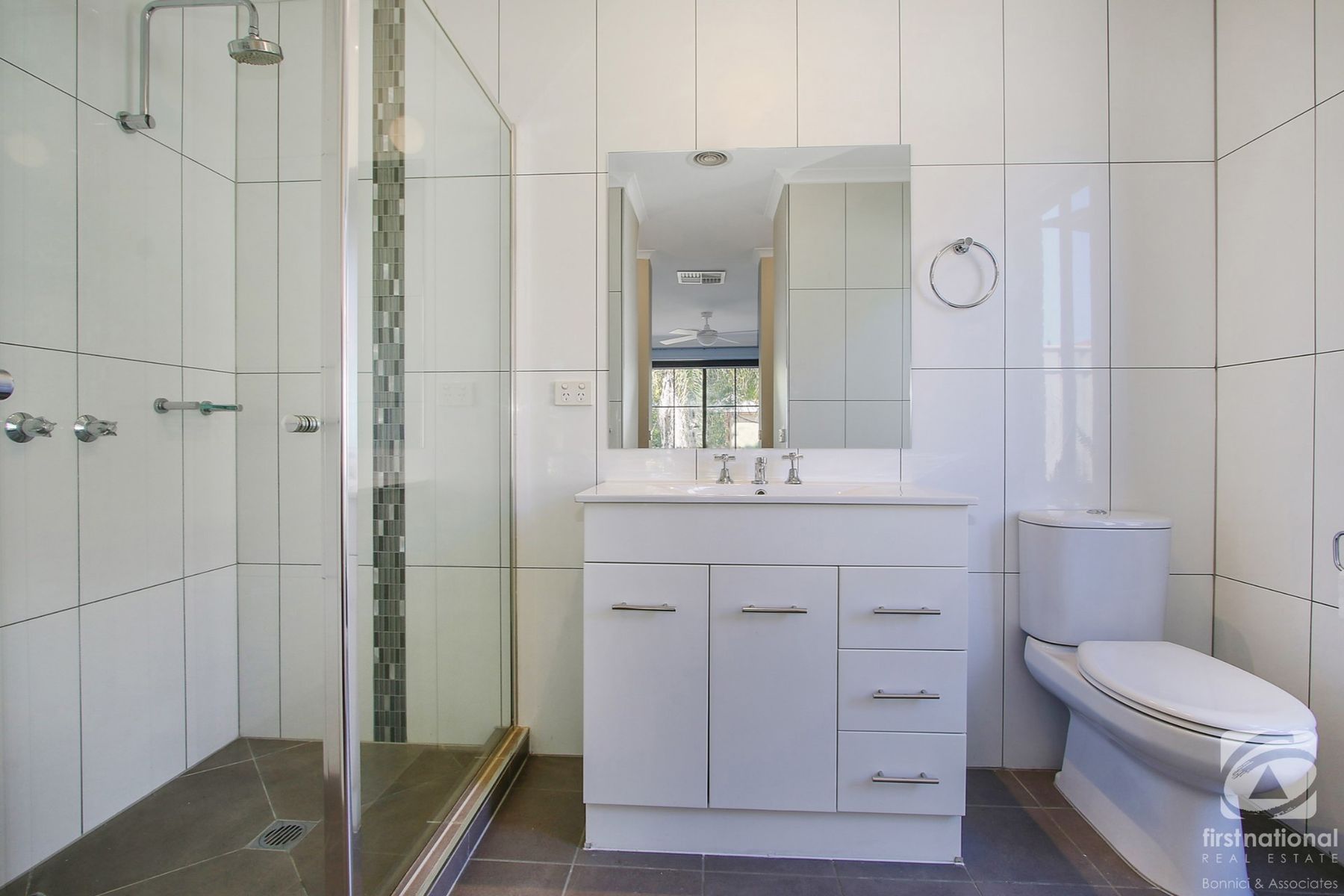 8 Hook Court, Wodonga VIC 3690, Wodonga - Thumbnail 6
