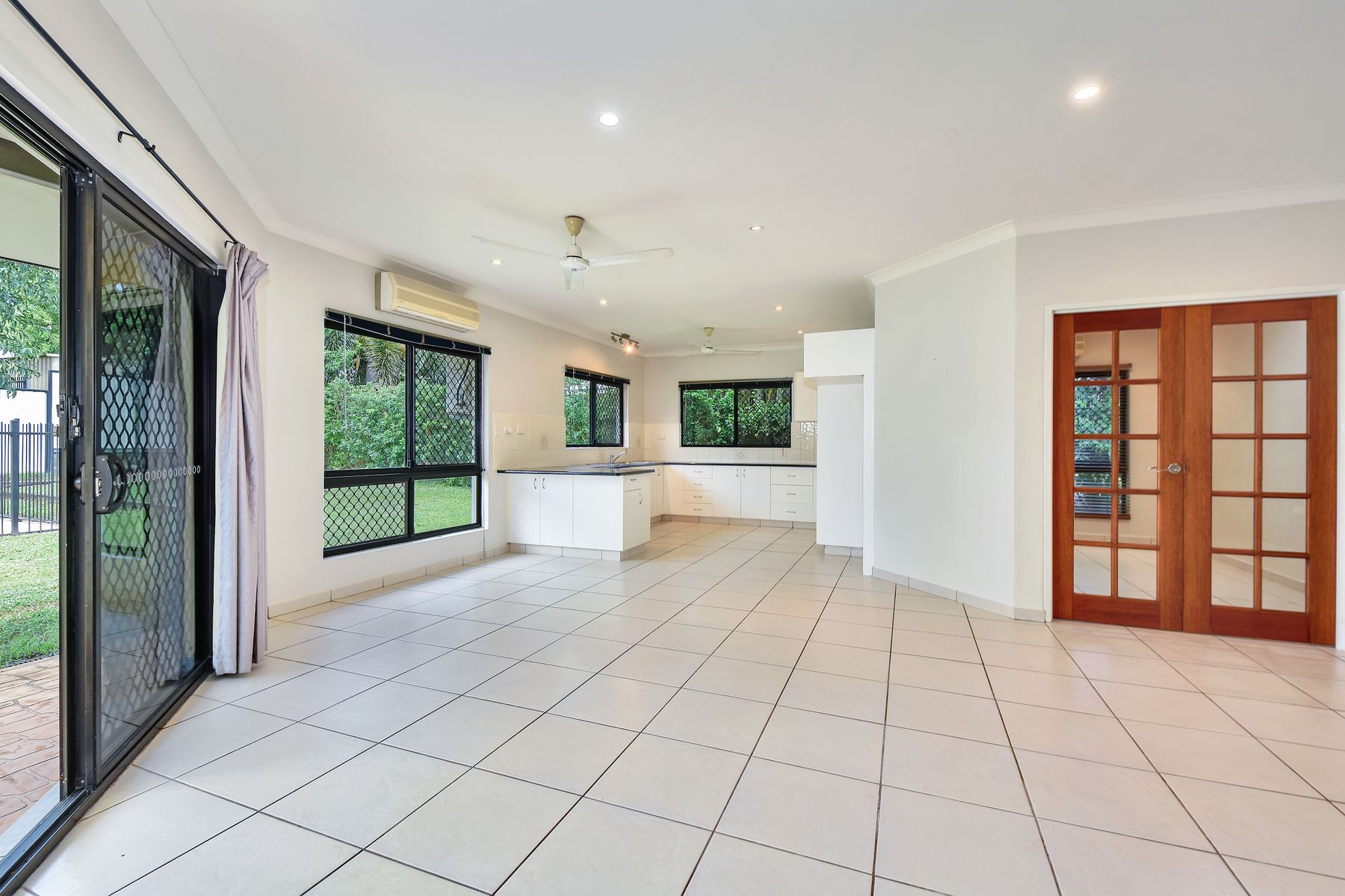 24 Odegaard Drive, Rosebery NT 0832, Rosebery - Thumbnail 8