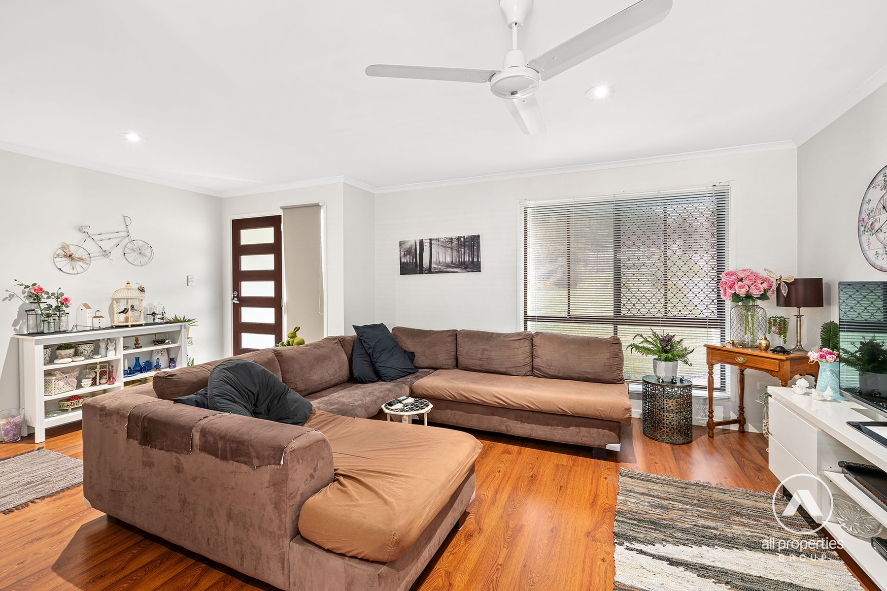 9 Bonhill Court, Hillcrest QLD 4118, Hillcrest - Thumbnail 3