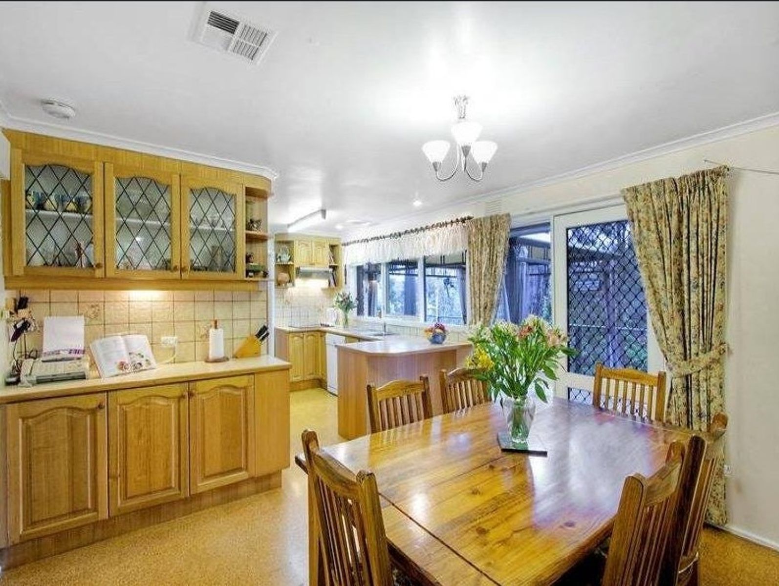 8 Sunnyside Terrace, Emerald VIC 3782, Emerald - Thumbnail 4
