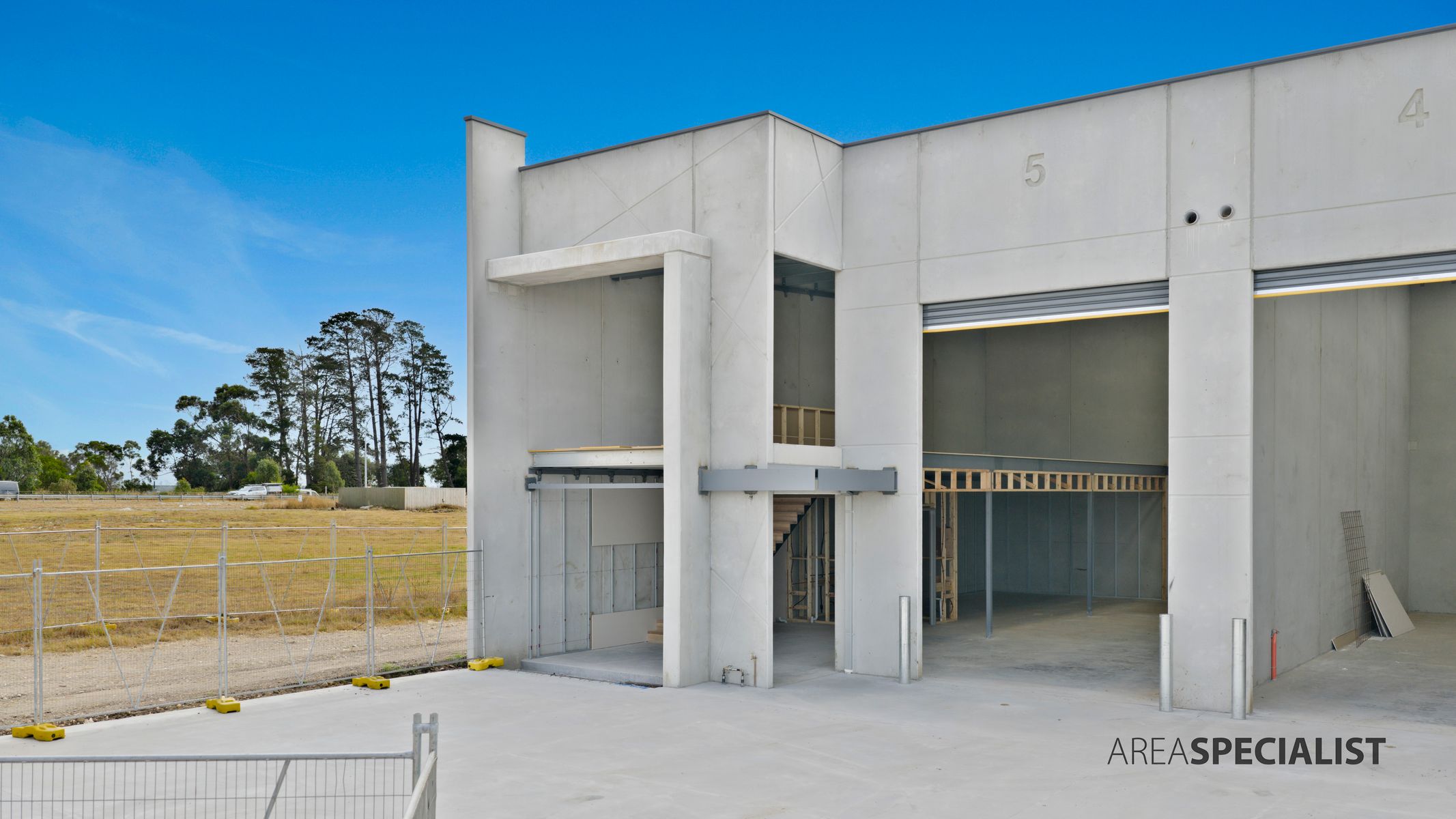 1-5/32 Medley Drive, Cranbourne North, Cranbourne North - Thumbnail 8