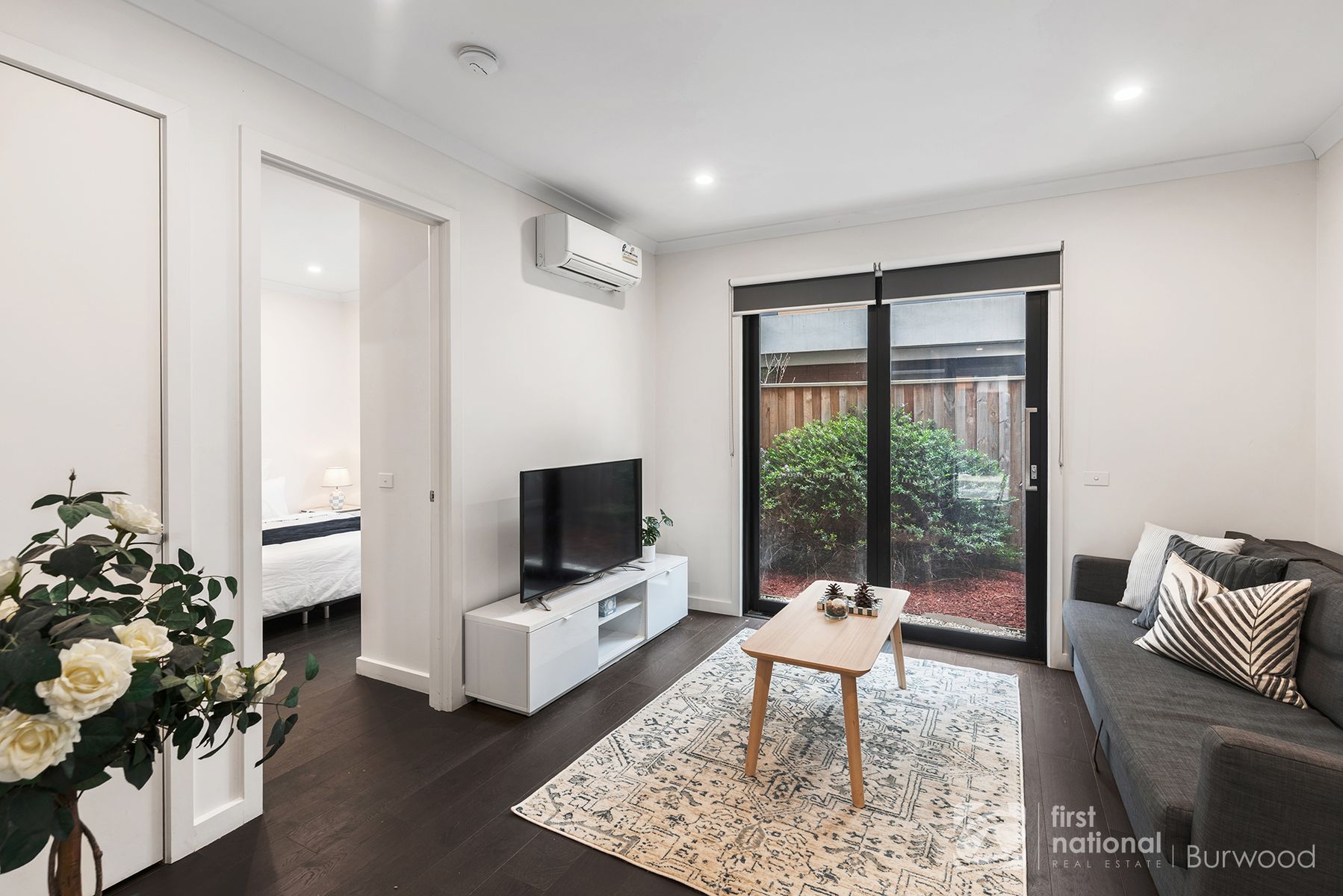 15 Sunlight Road, Port Melbourne VIC 3207, Port Melbourne - Thumbnail 3