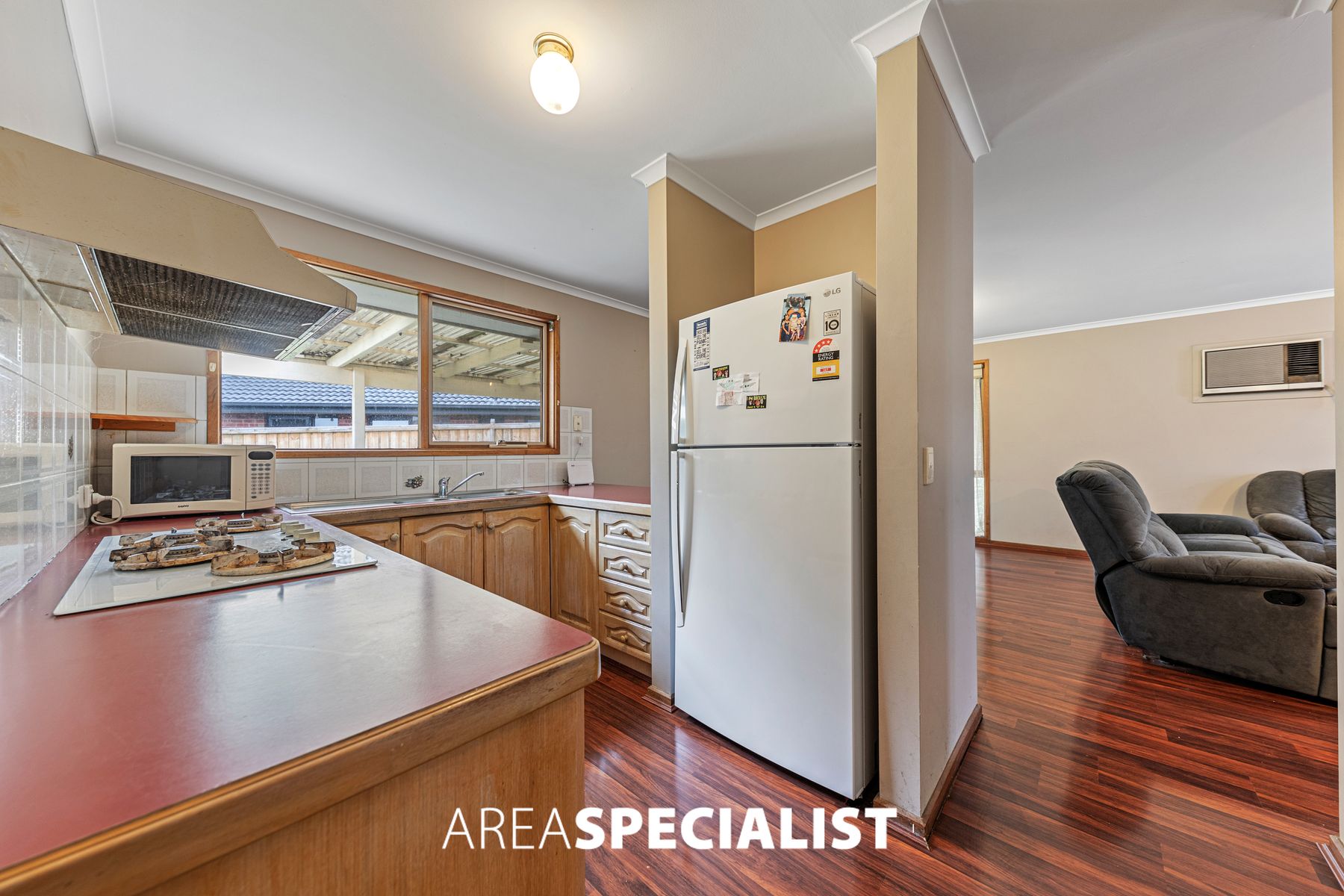 16 Broadbent Way, Pakenham, VIC 3810, Pakenham - Thumbnail 5