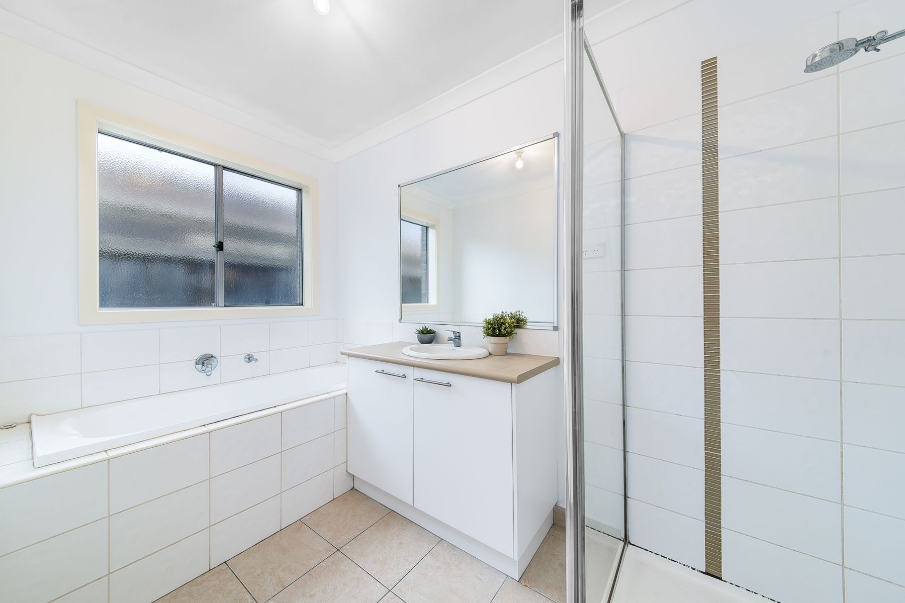 19 Ogle Way, Cranbourne North, VIC 3977, Cranbourne North - Thumbnail 5
