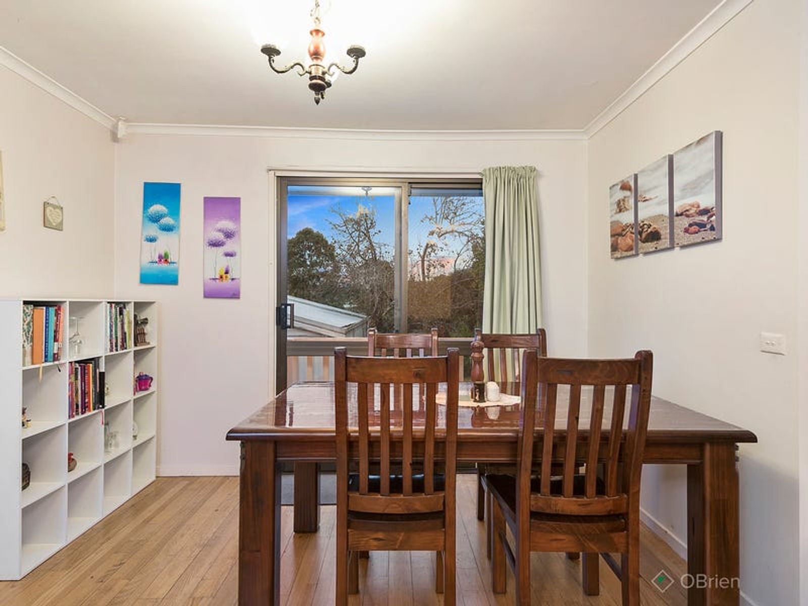 8 Aaran Close, Endeavour Hills, VIC 3802, Endeavour Hills - Thumbnail 4