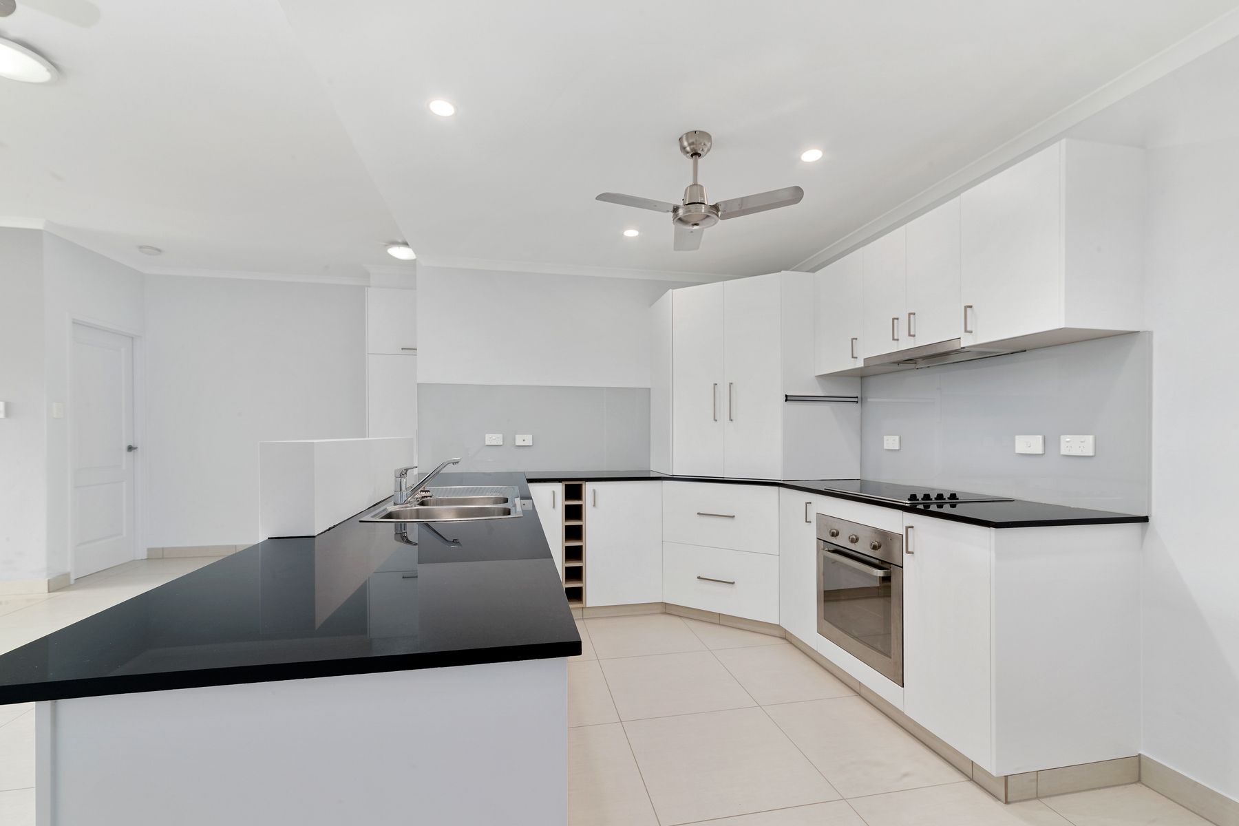 11/148 Smith Street, Larrakeyah NT 0820, Larrakeyah - Thumbnail 5