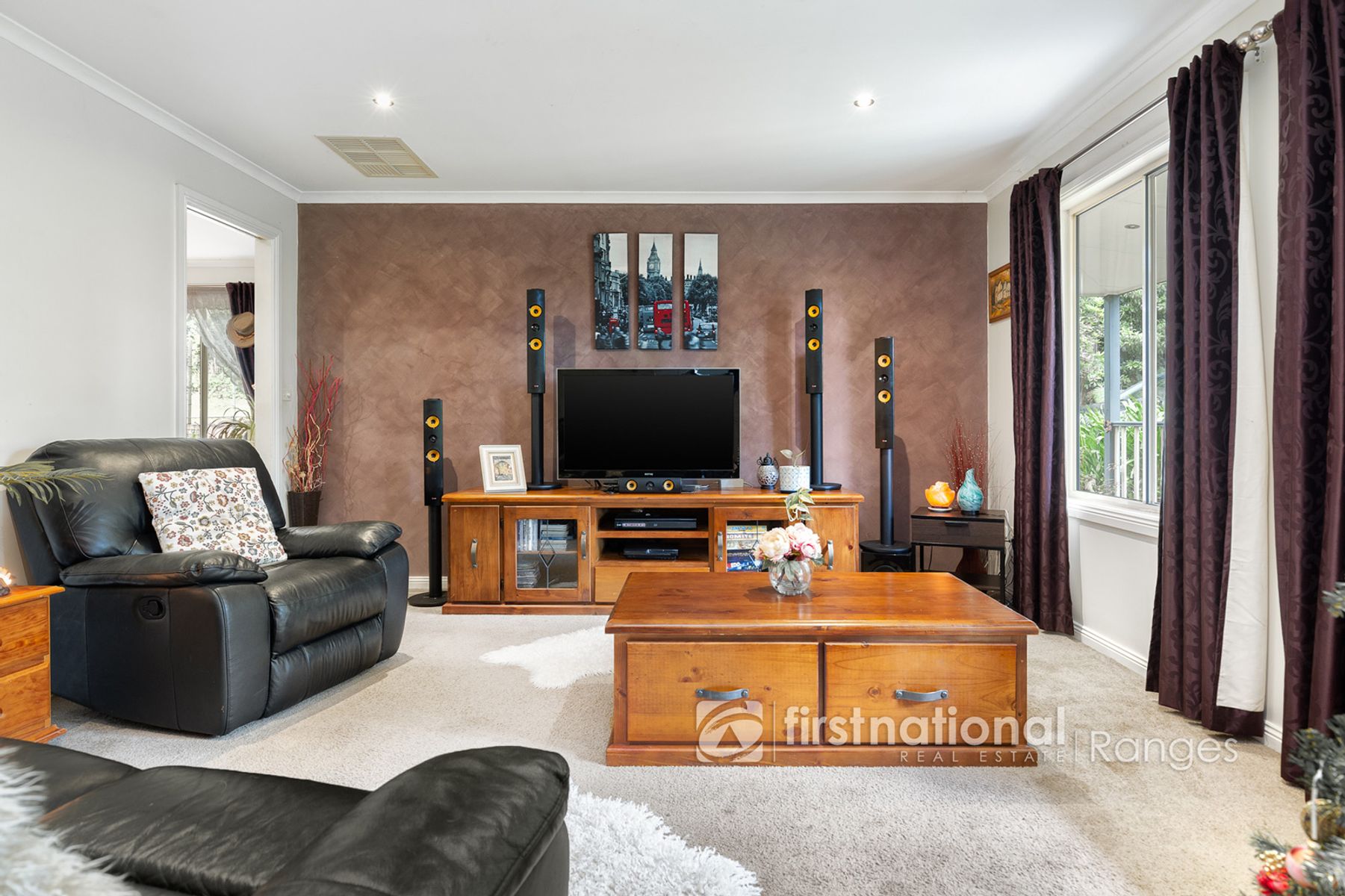 13 Seaview Road, Cockatoo VIC 3781, Cockatoo - Thumbnail 2