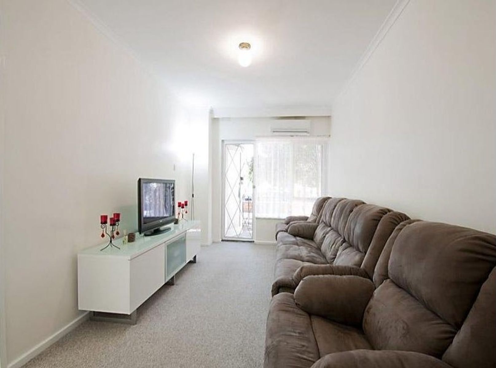 1/9 Perth Street, Murrumbeena VIC 3163, Murrumbeena - Thumbnail 2