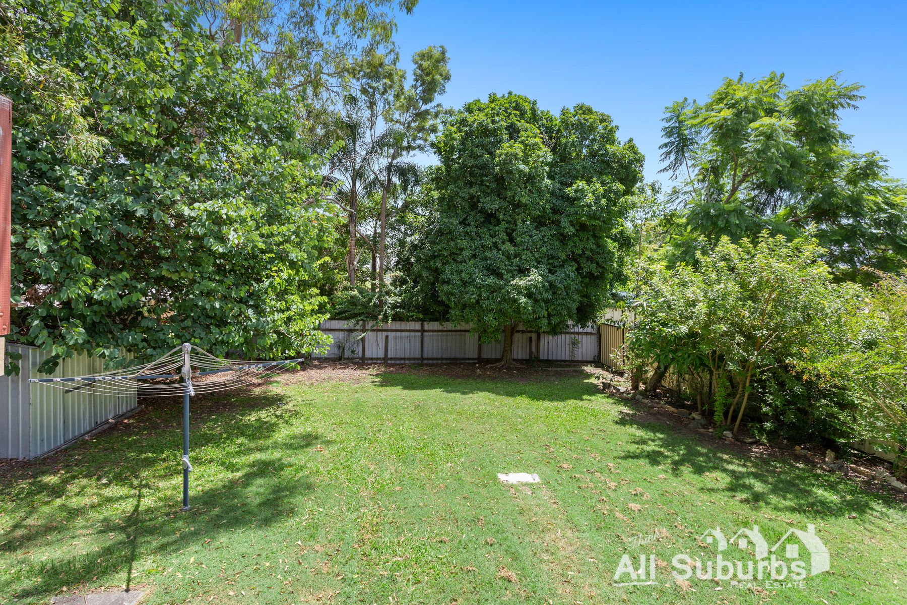 19 Bellatrix Drive, Kingston QLD 4114, Kingston - Thumbnail 2