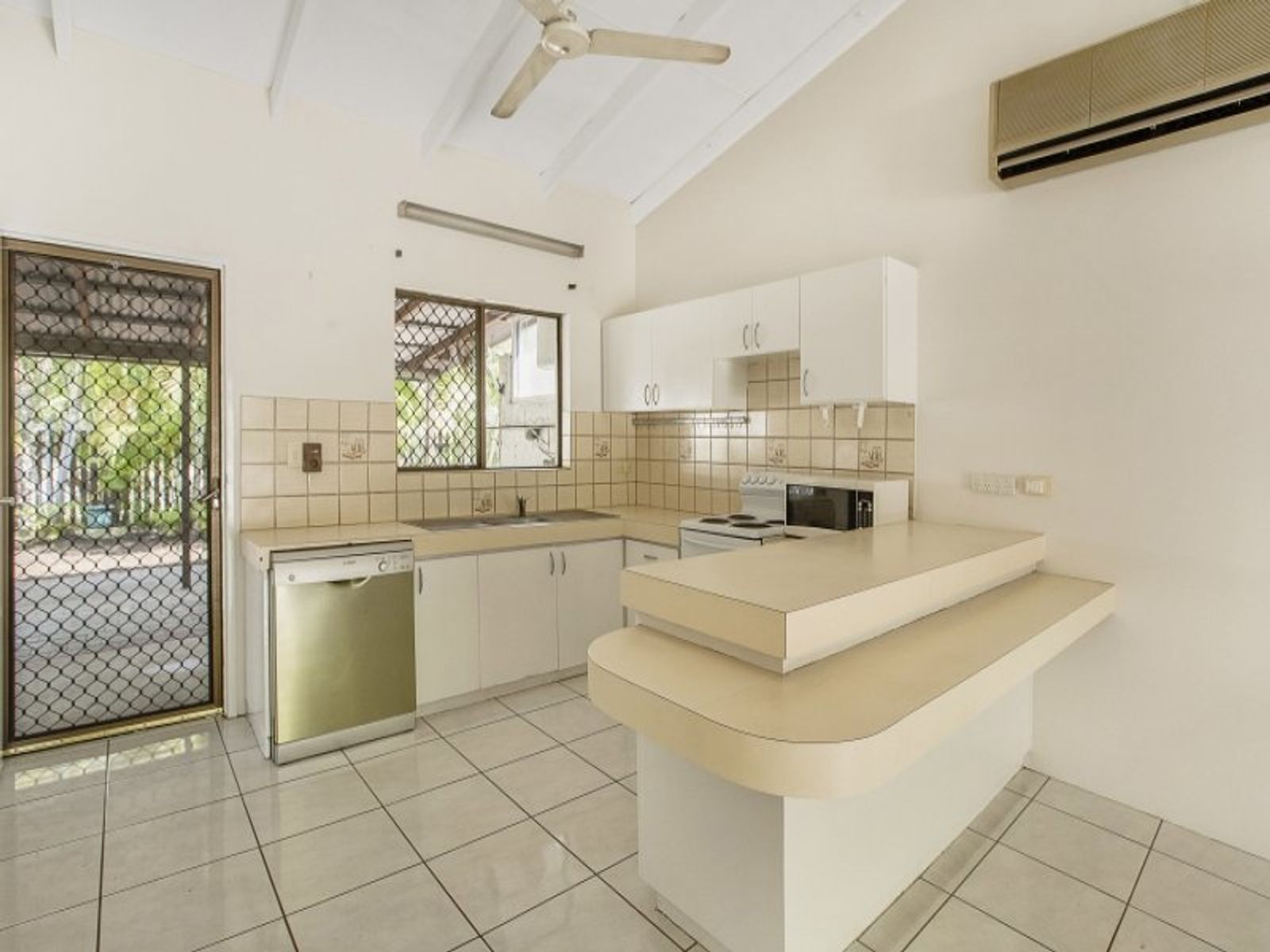 6/27 Rosewood Crescent, Leanyer NT 0812, Leanyer - Thumbnail 3