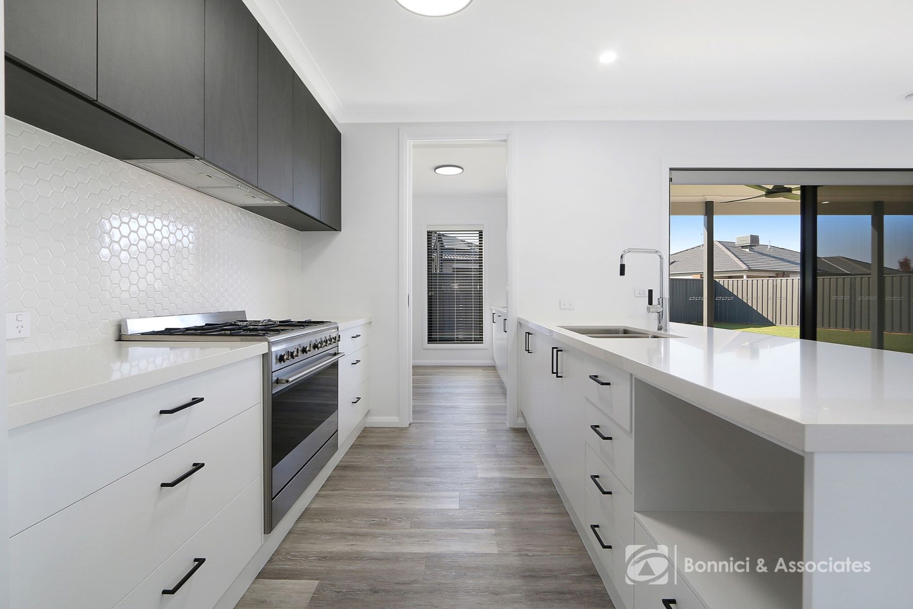 9 Holly Tree Court, Jindera NSW 2642, Jindera - Thumbnail 3
