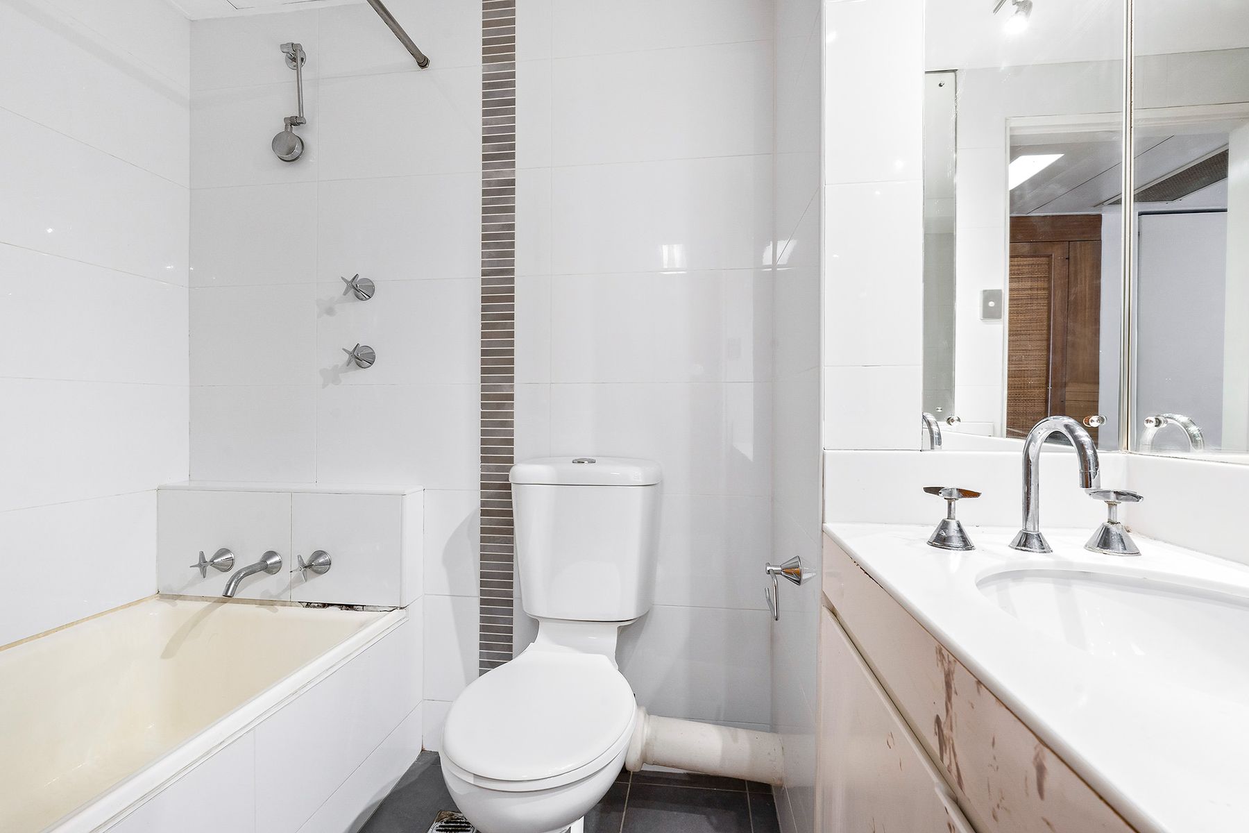 102/450 Pacific Highway, Lane Cove North NSW 2066, Lane Cove North - Thumbnail 4